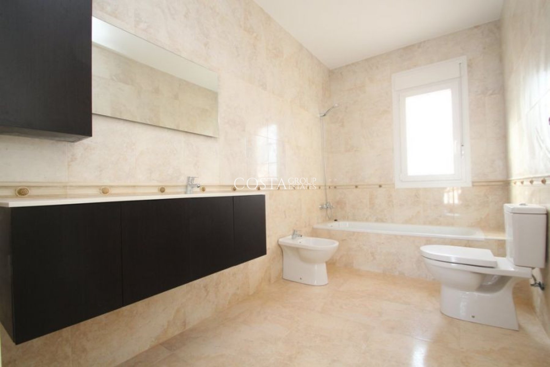 Herverkoop - Villa -
Orihuela - Cabo Roig
