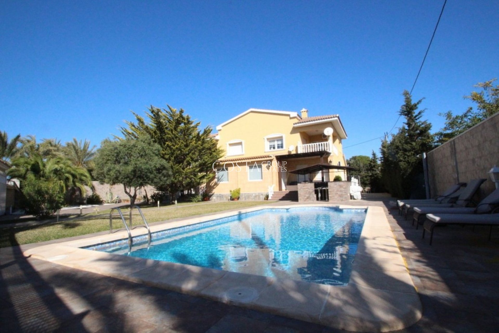 Herverkoop - Villa -
Orihuela - Cabo Roig