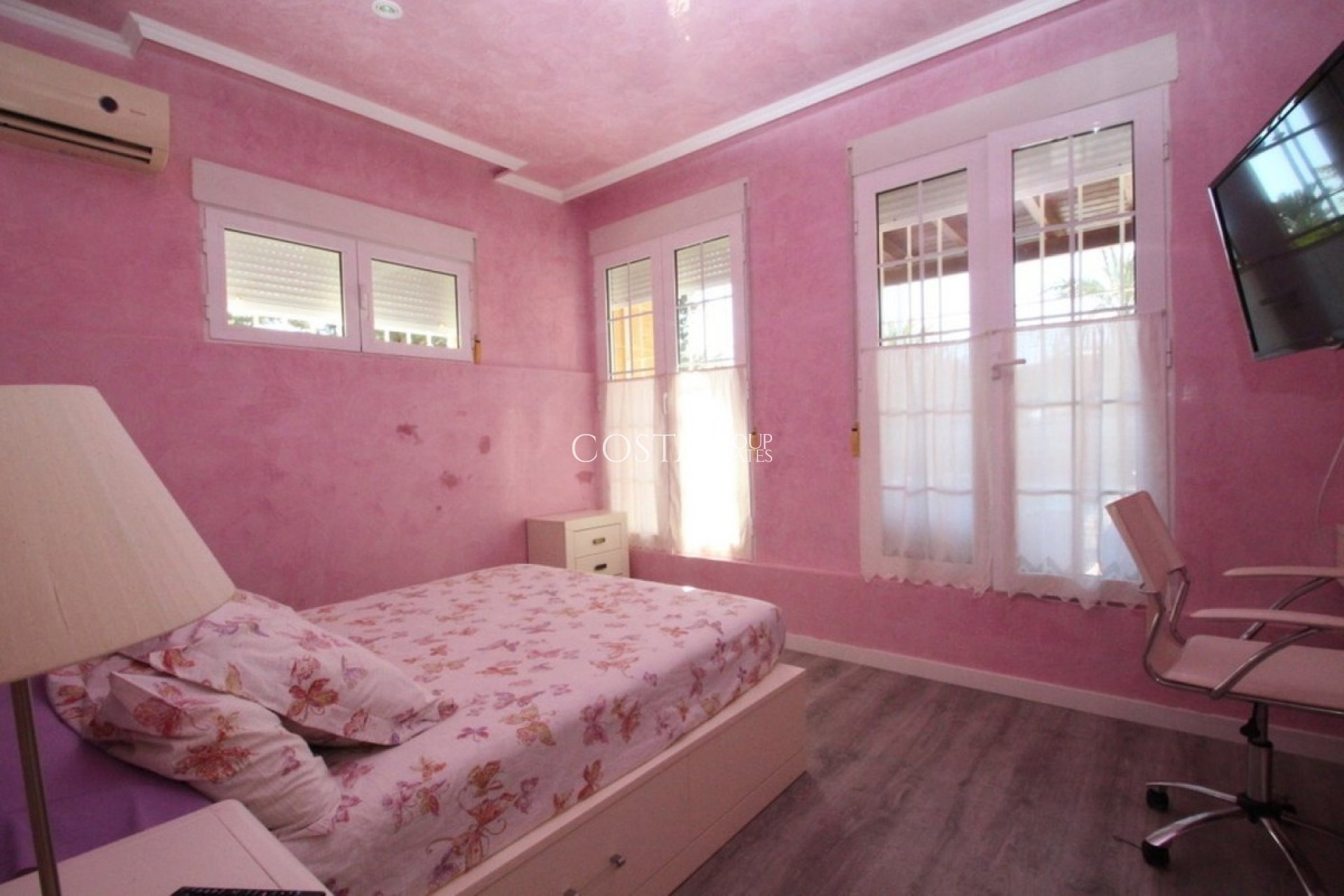 Herverkoop - Villa -
Orihuela - Cabo Roig