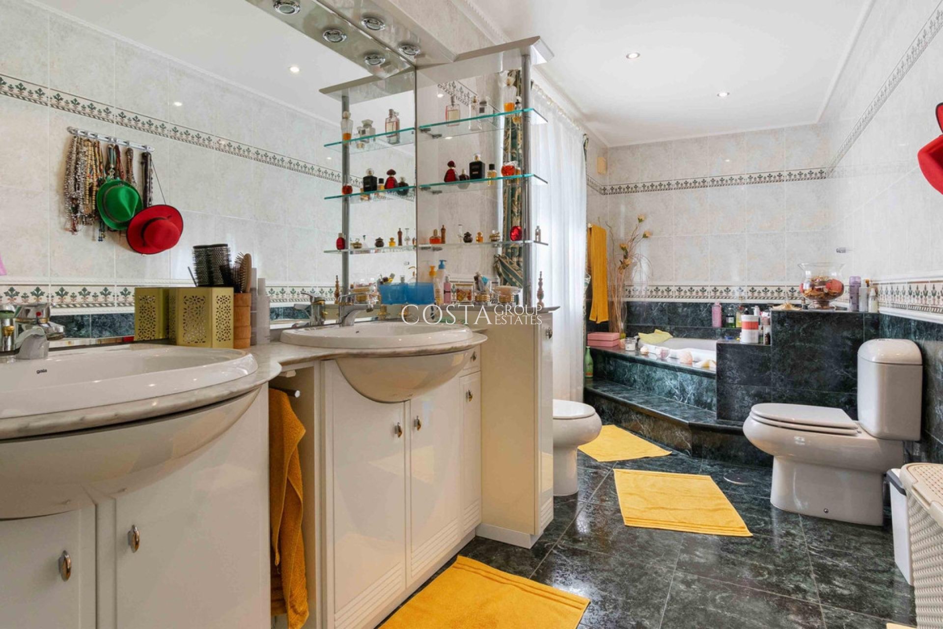 Herverkoop - Villa -
Orihuela - Cabo Roig