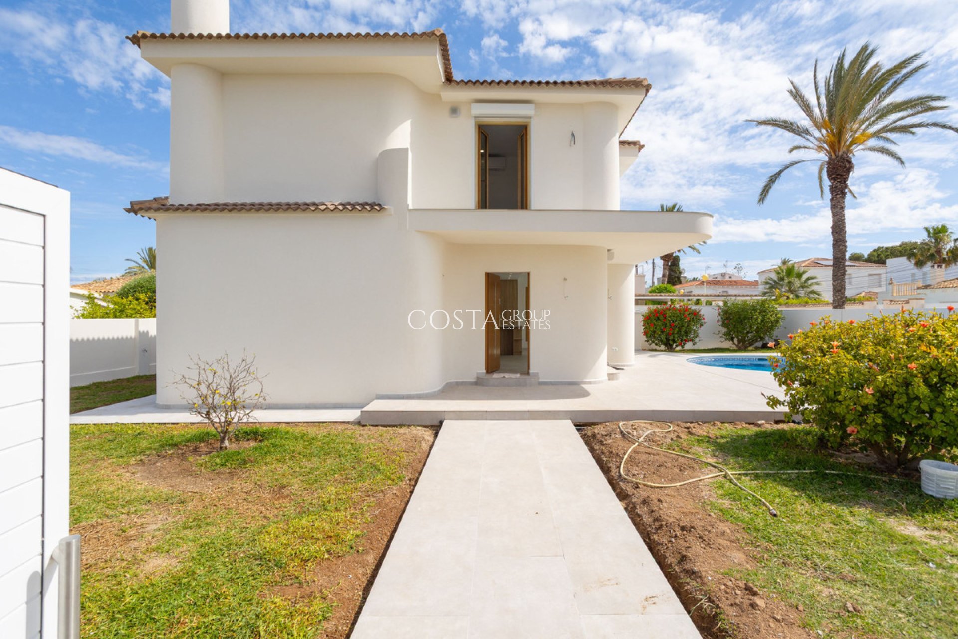 Herverkoop - Villa -
Orihuela - Cabo Roig