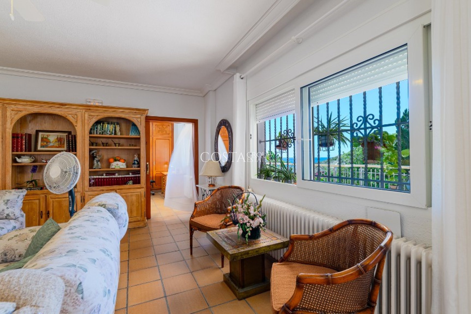 Herverkoop - Villa -
Orihuela - Campoamor