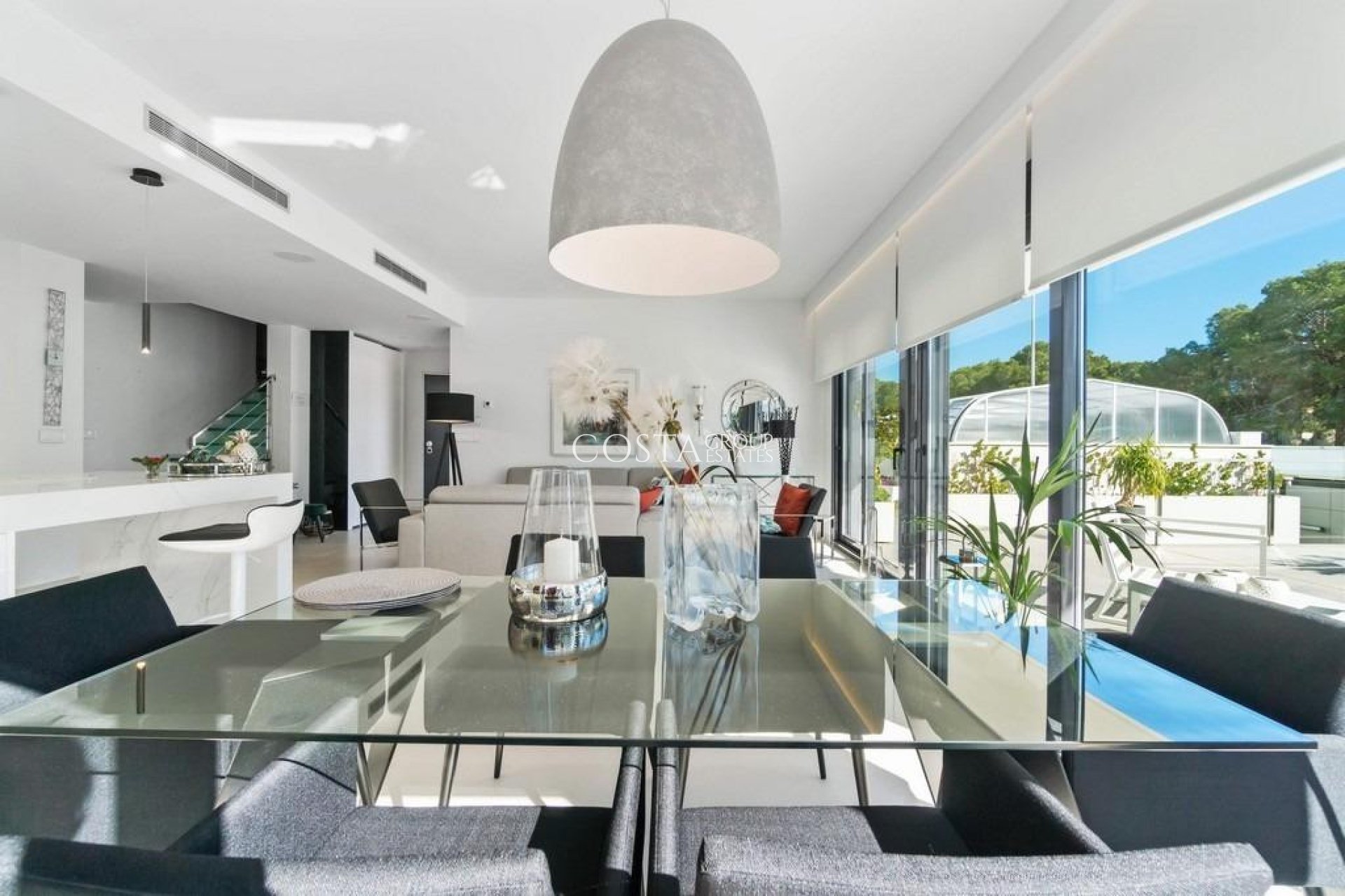 Herverkoop - Villa -
Orihuela - Campoamor