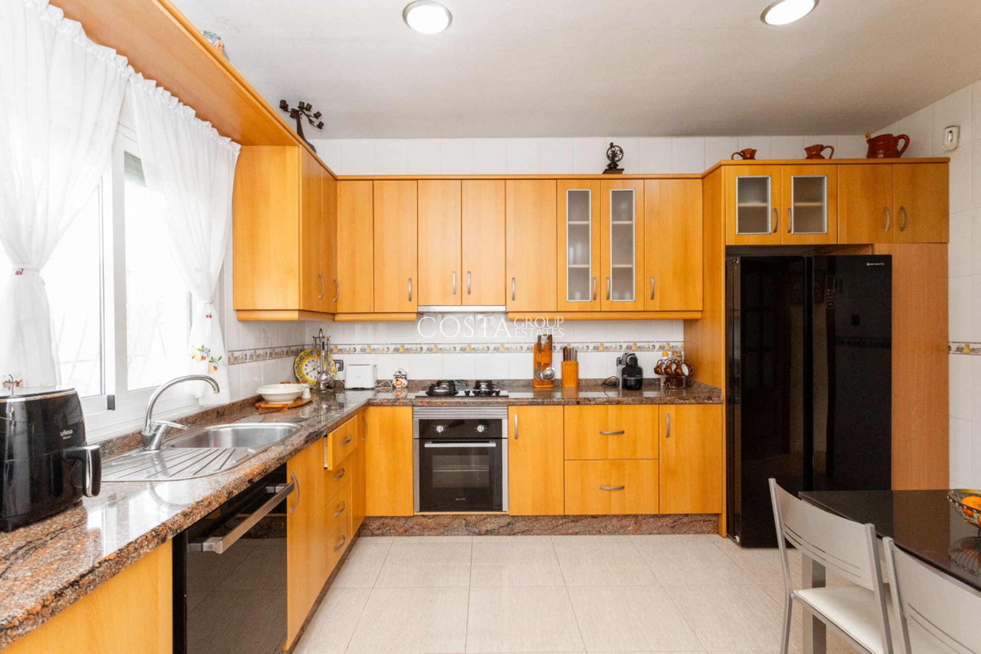 Herverkoop - Villa -
Orihuela - Campoamor