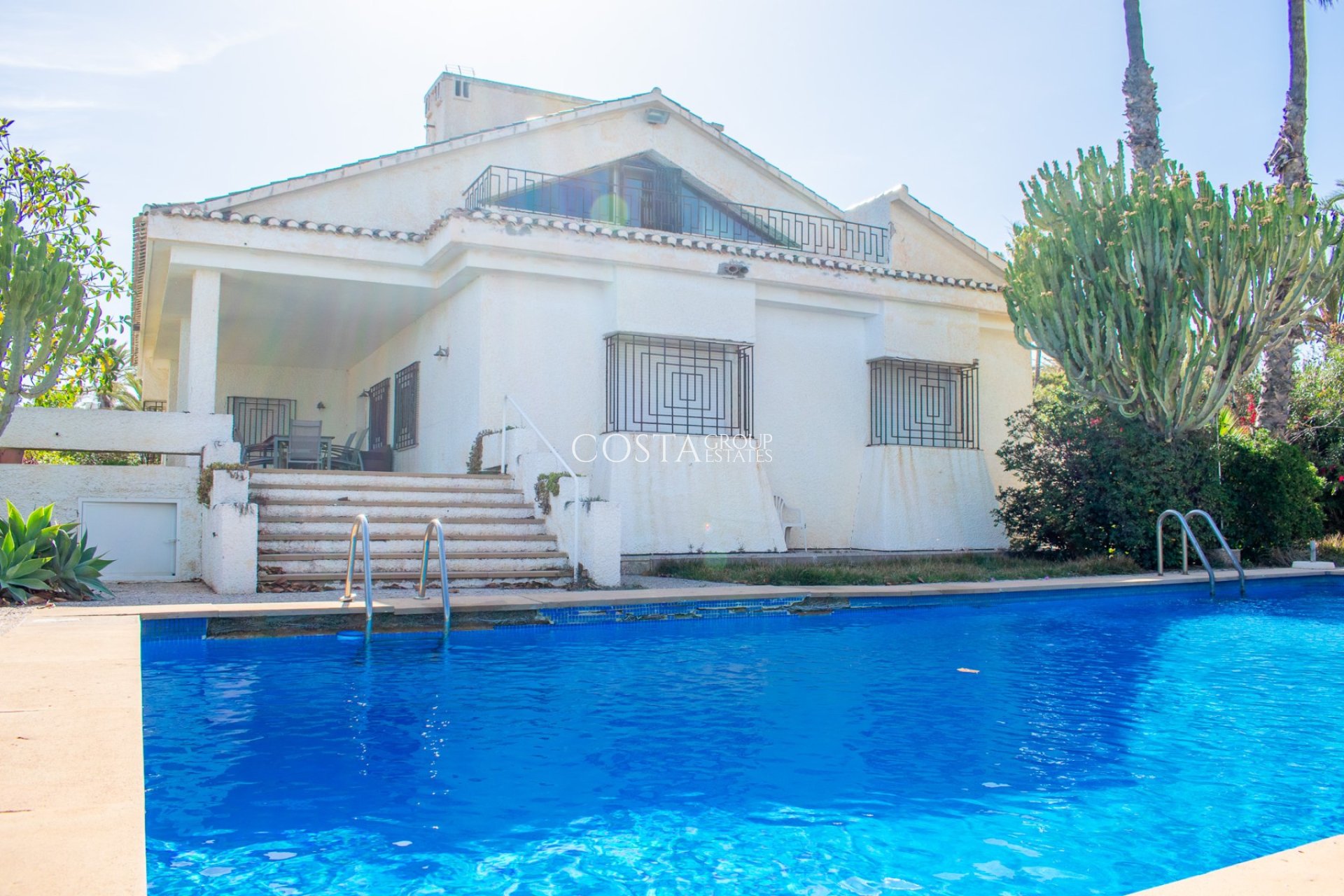 Herverkoop - Villa -
Orihuela Costa - Cabo Roig