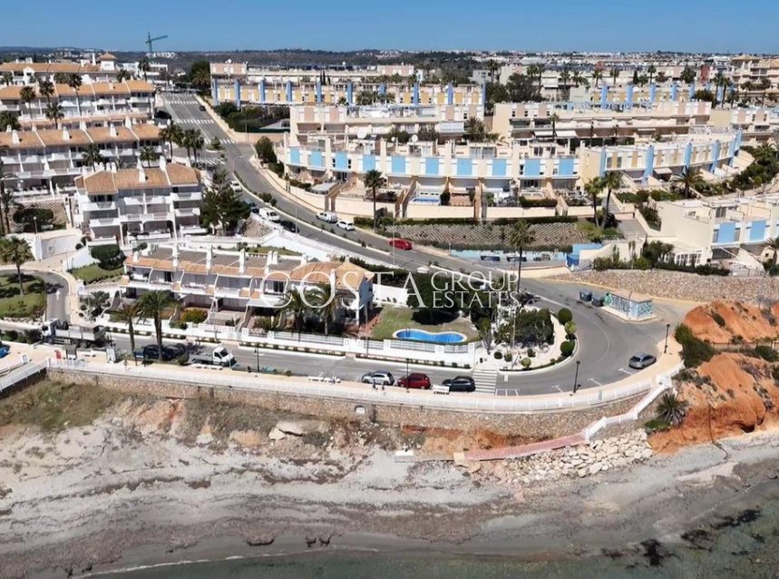 Herverkoop - Villa -
Orihuela Costa - Cabo Roig