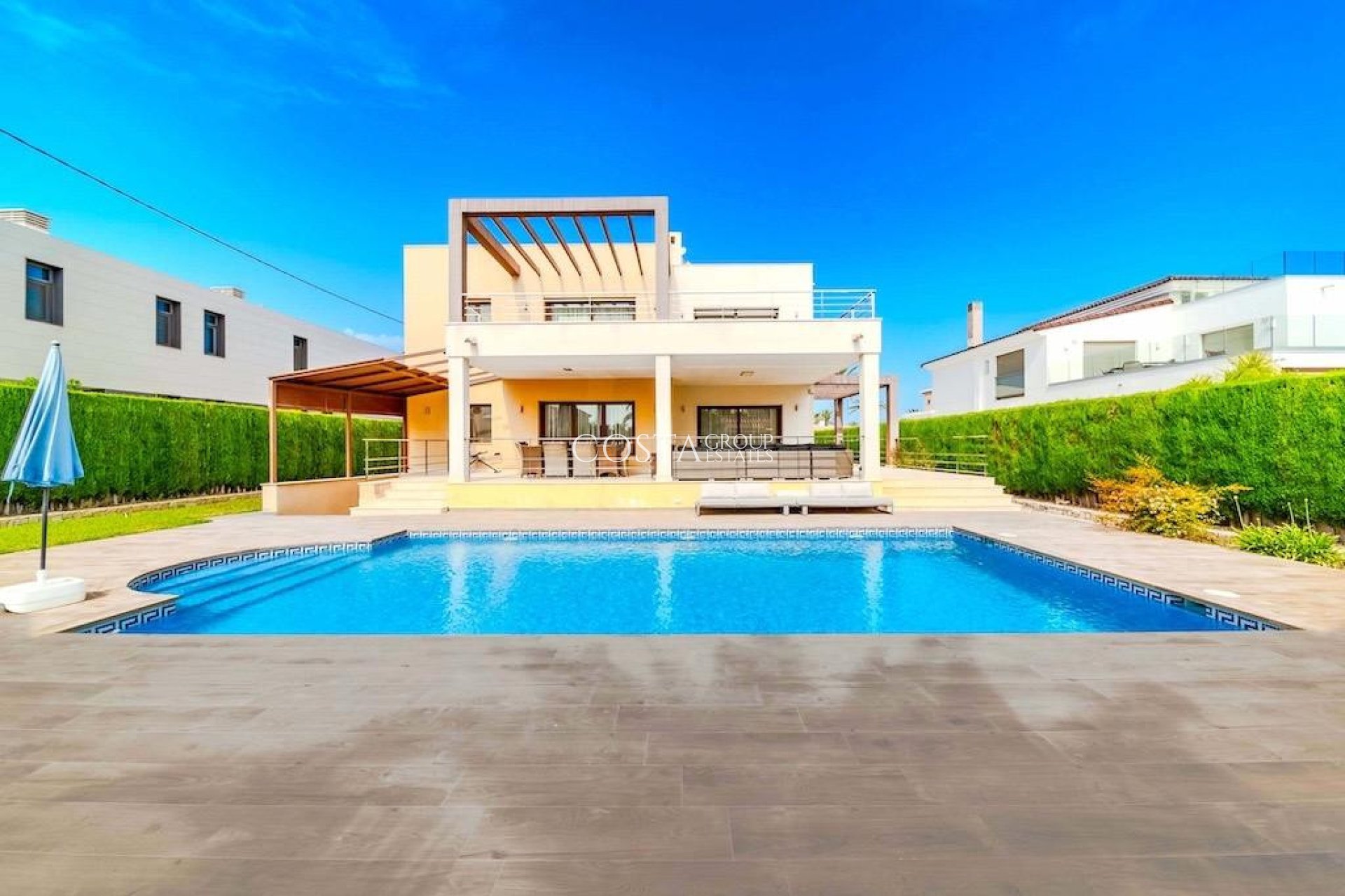 Herverkoop - Villa -
Orihuela Costa - Cabo Roig