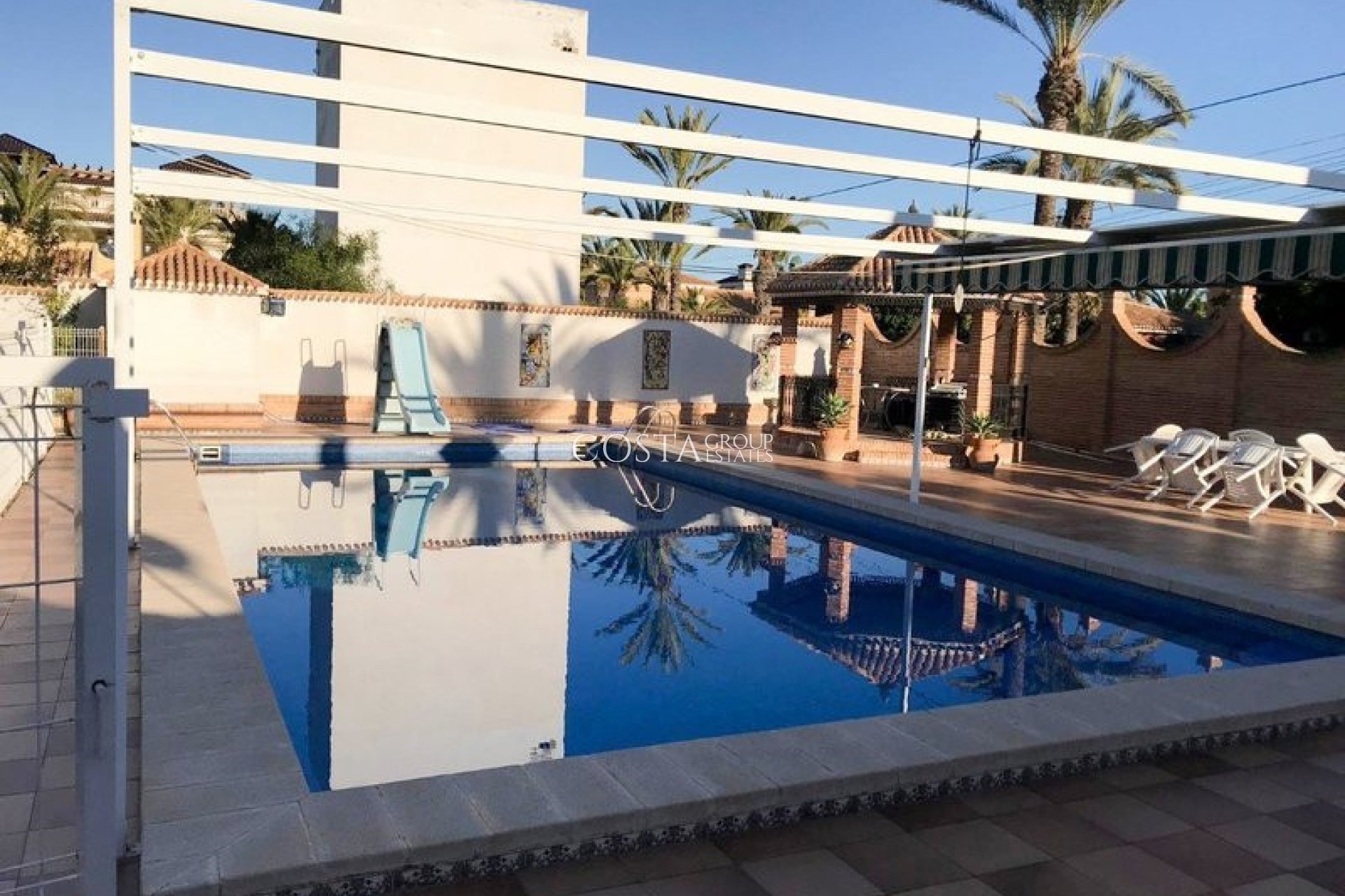 Herverkoop - Villa -
Orihuela Costa - Cabo Roig