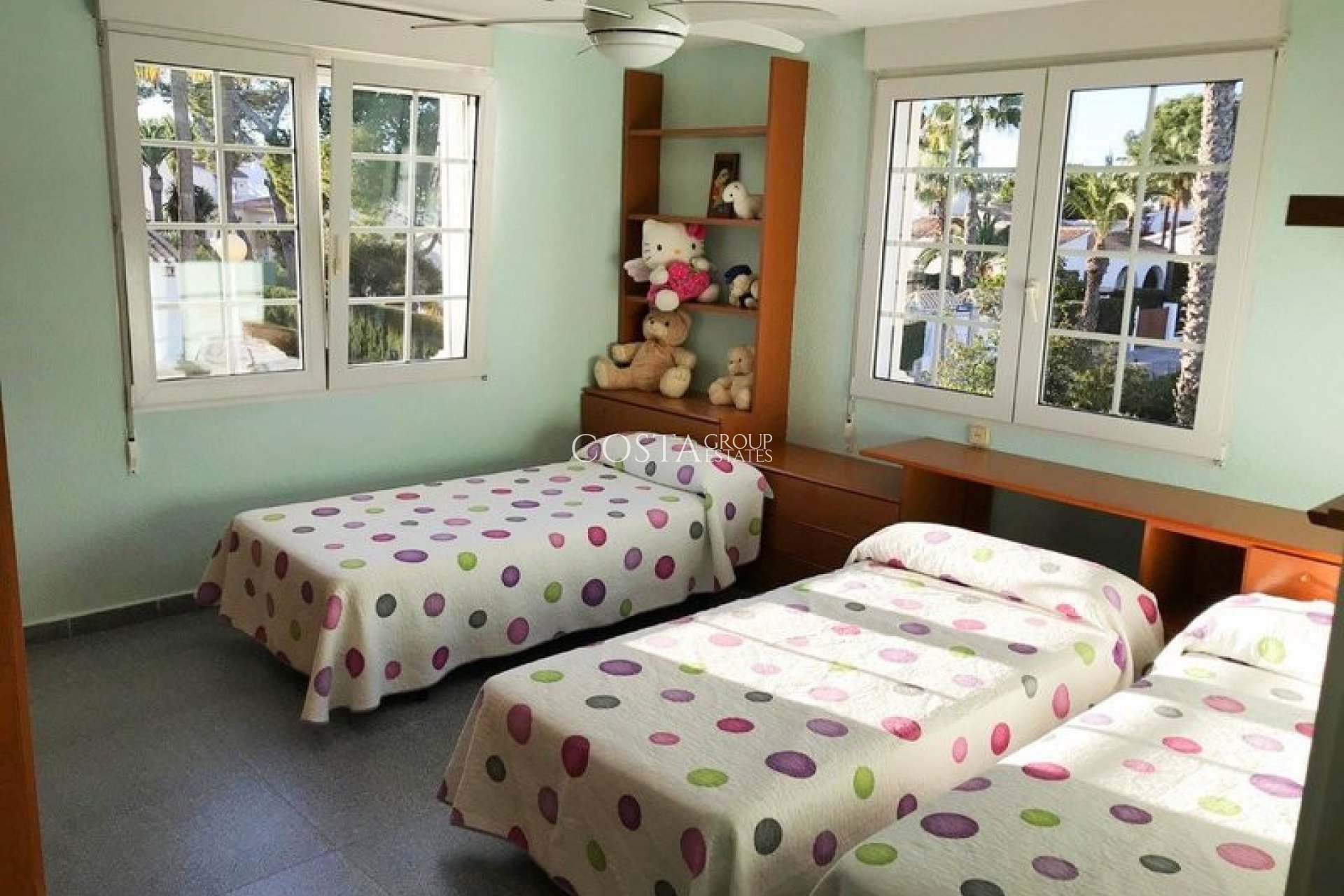 Herverkoop - Villa -
Orihuela Costa - Cabo Roig