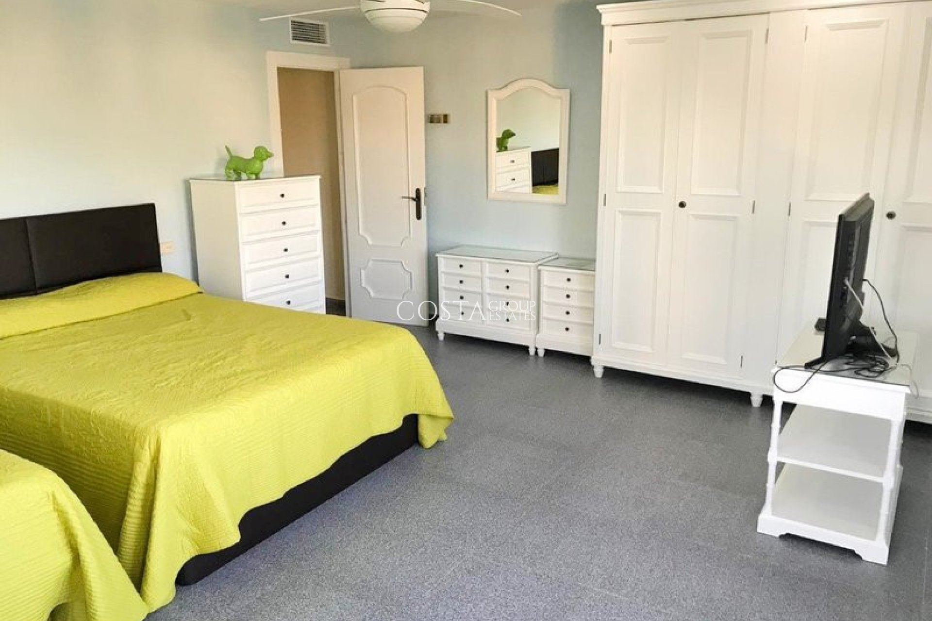 Herverkoop - Villa -
Orihuela Costa - Cabo Roig