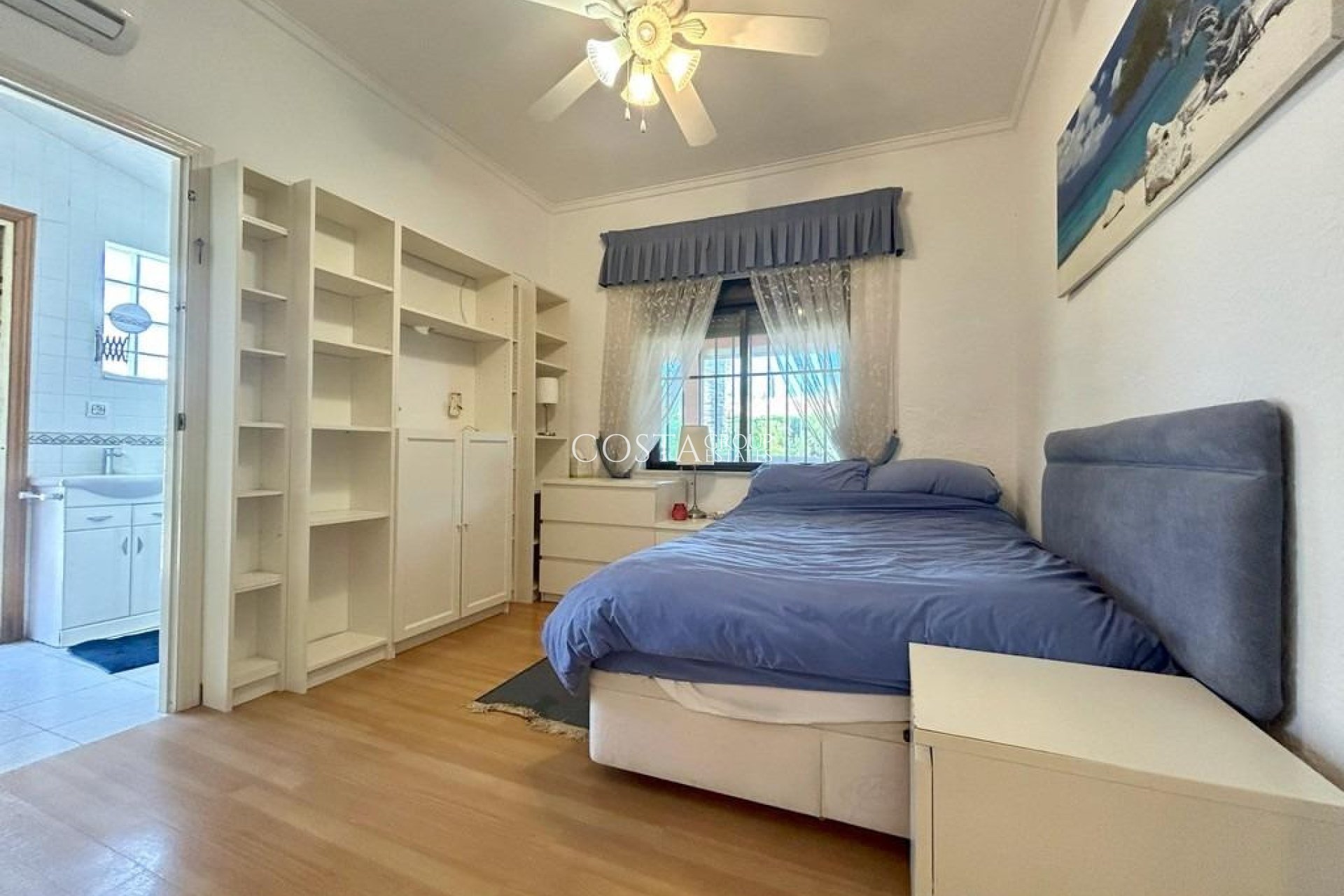 Herverkoop - Villa -
Orihuela Costa - Cabo Roig