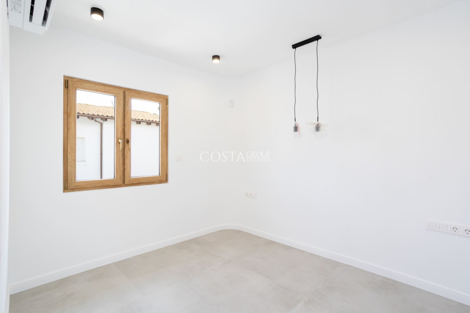 Herverkoop - Villa -
Orihuela Costa - Cabo Roig