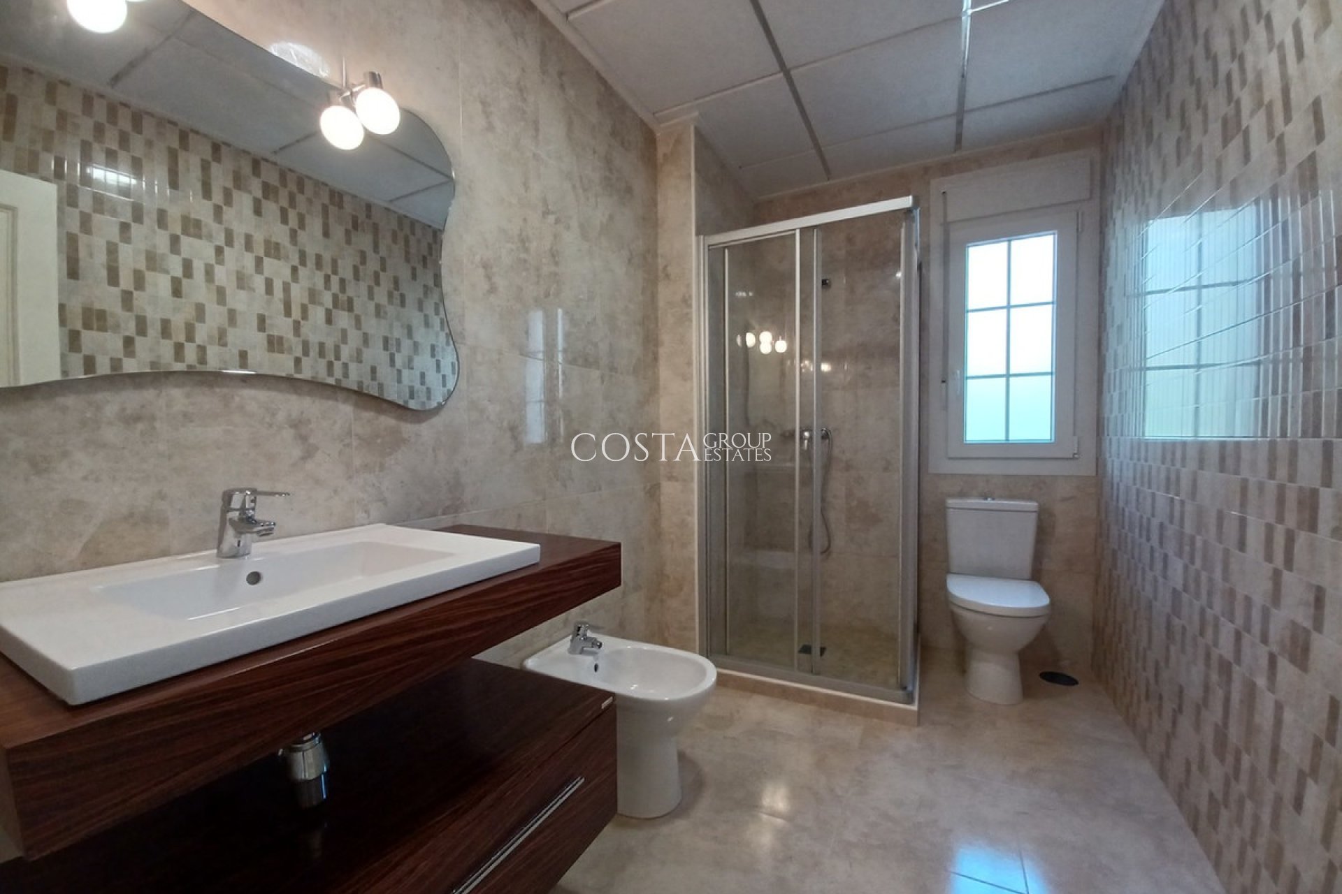 Herverkoop - Villa -
Orihuela Costa - Cabo Roig