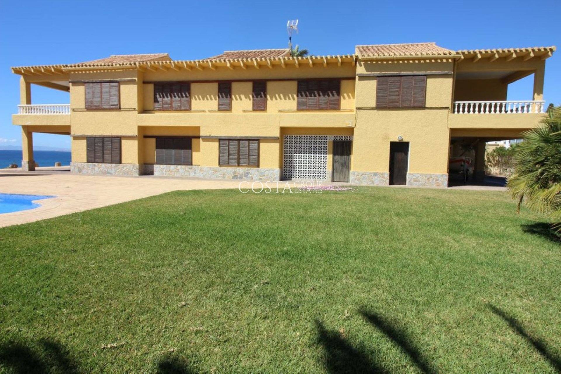 Herverkoop - Villa -
Orihuela Costa - Cabo Roig