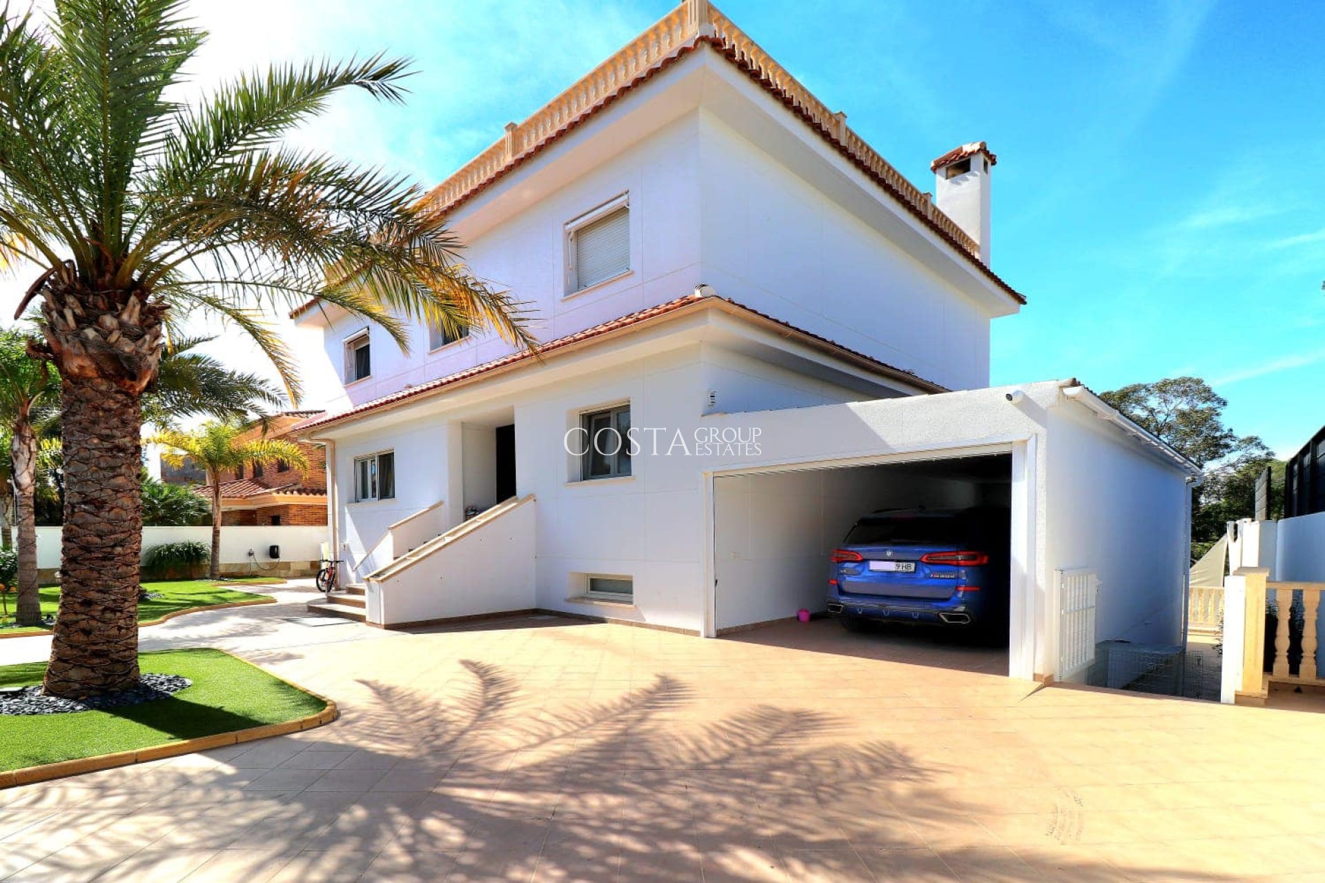 Herverkoop - Villa -
Orihuela Costa - Campoamor