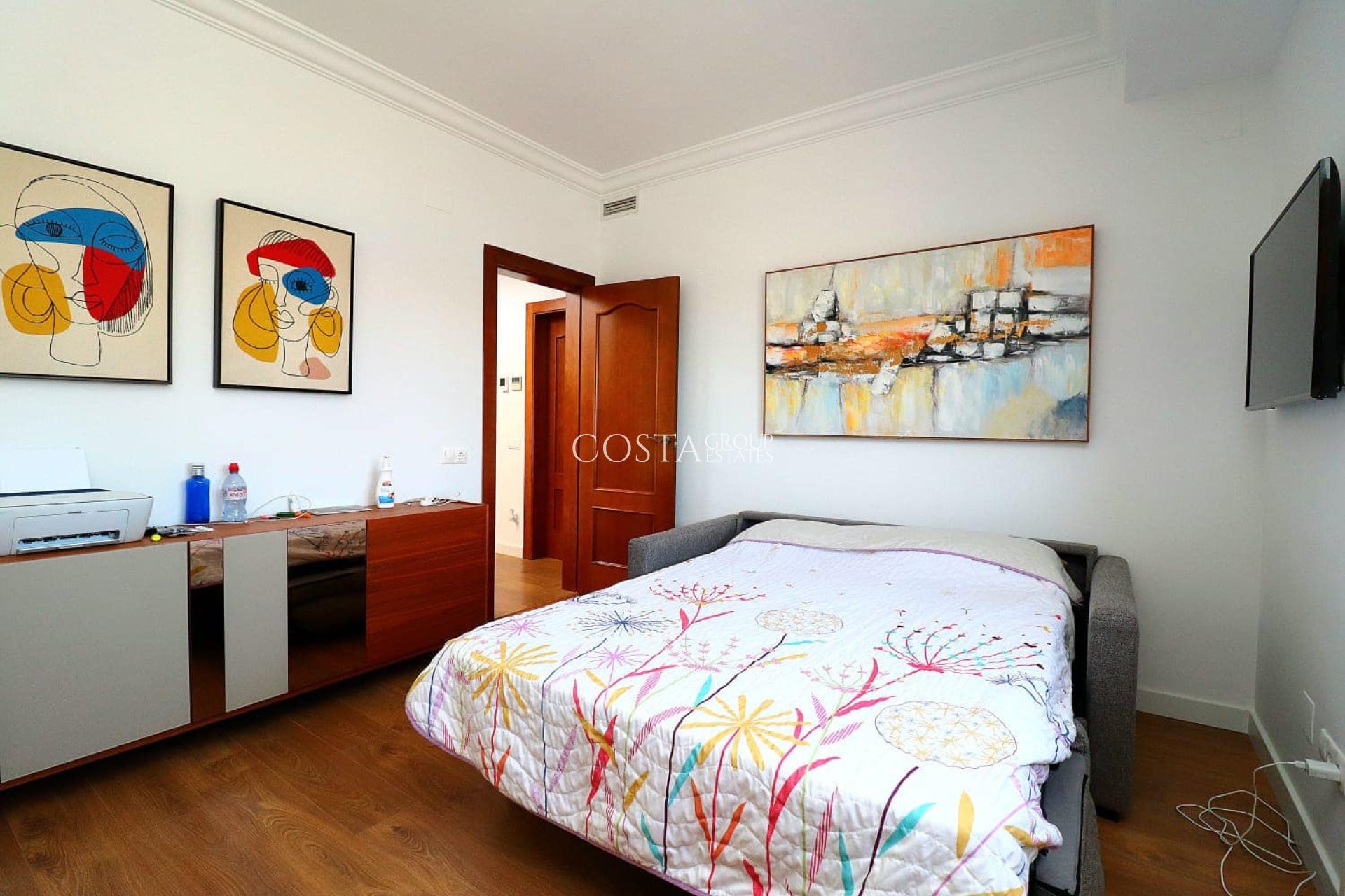 Herverkoop - Villa -
Orihuela Costa - Campoamor