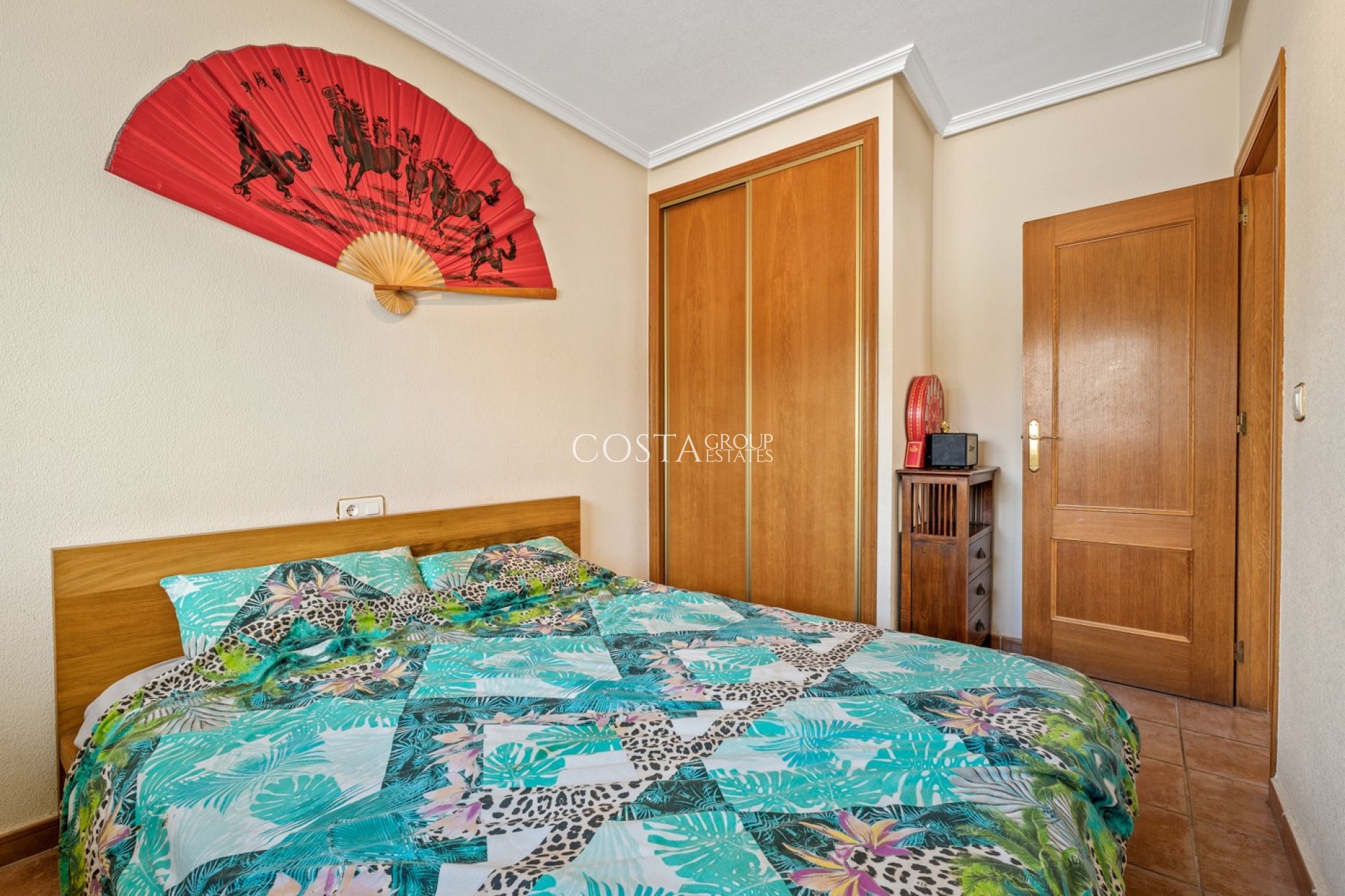 Herverkoop - Villa -
Orihuela Costa - Castillo de Don Juan