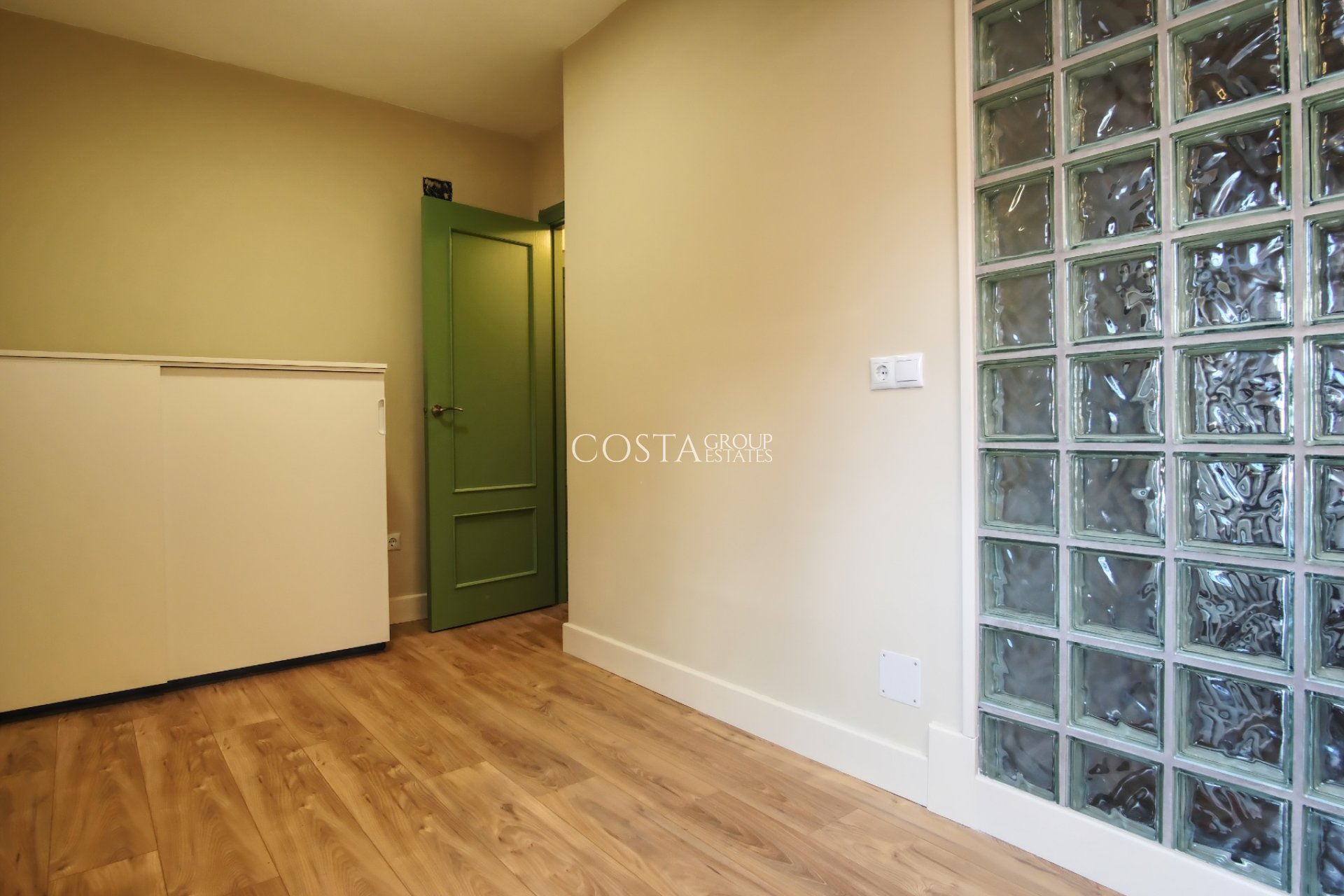 Herverkoop - Villa -
Orihuela Costa - Costa Blanca