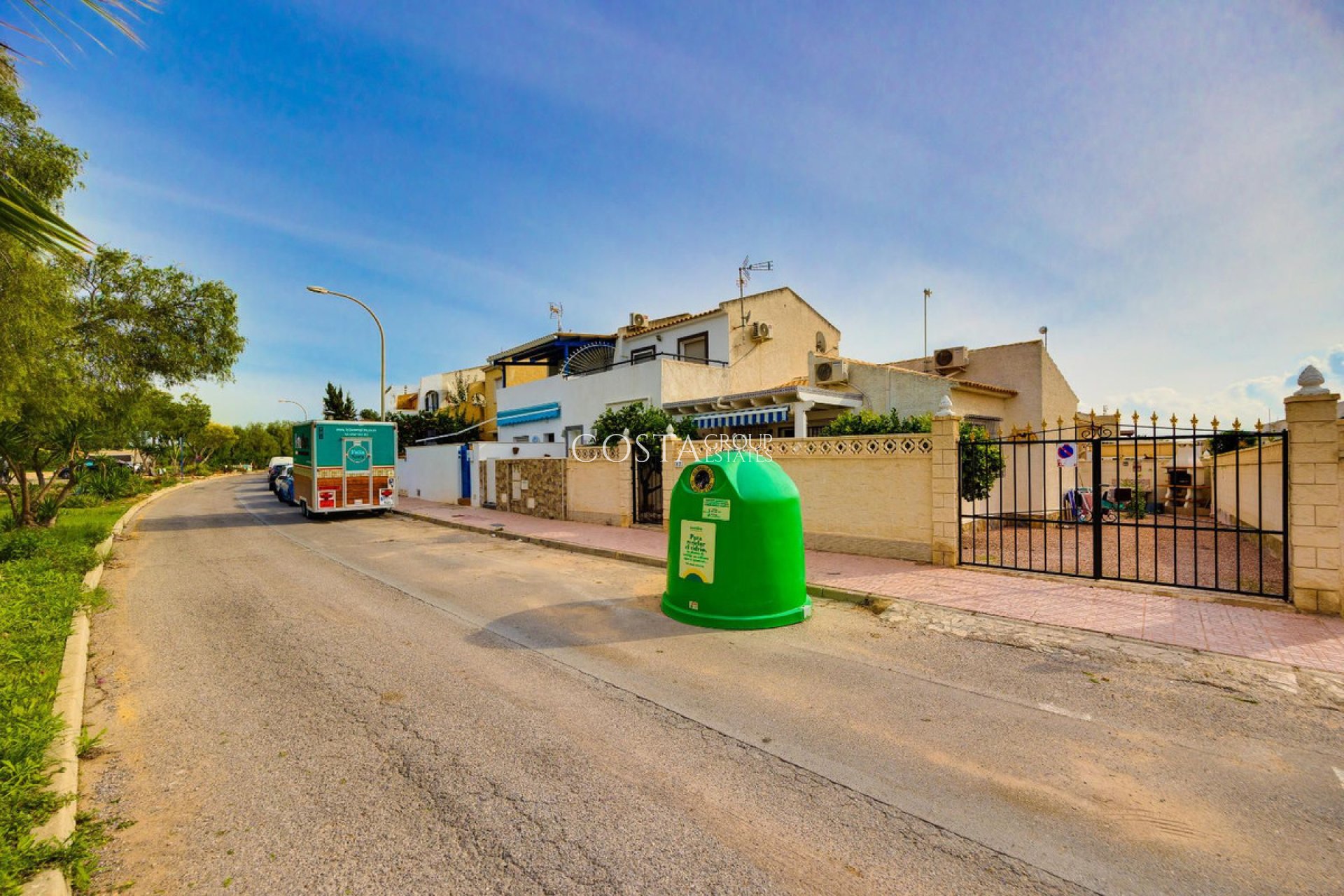 Herverkoop - Villa -
Orihuela Costa - La Florida