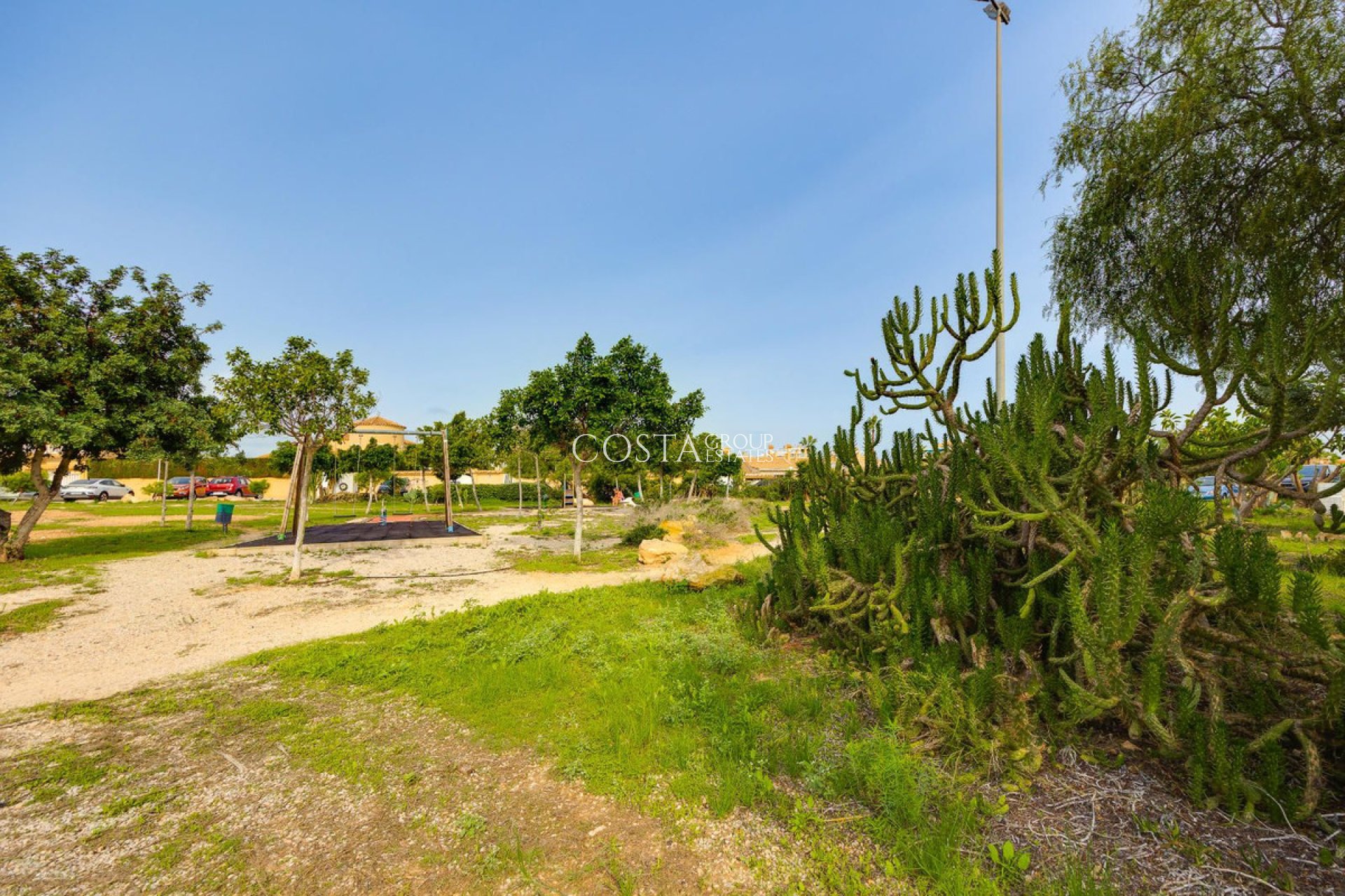 Herverkoop - Villa -
Orihuela Costa - La Florida