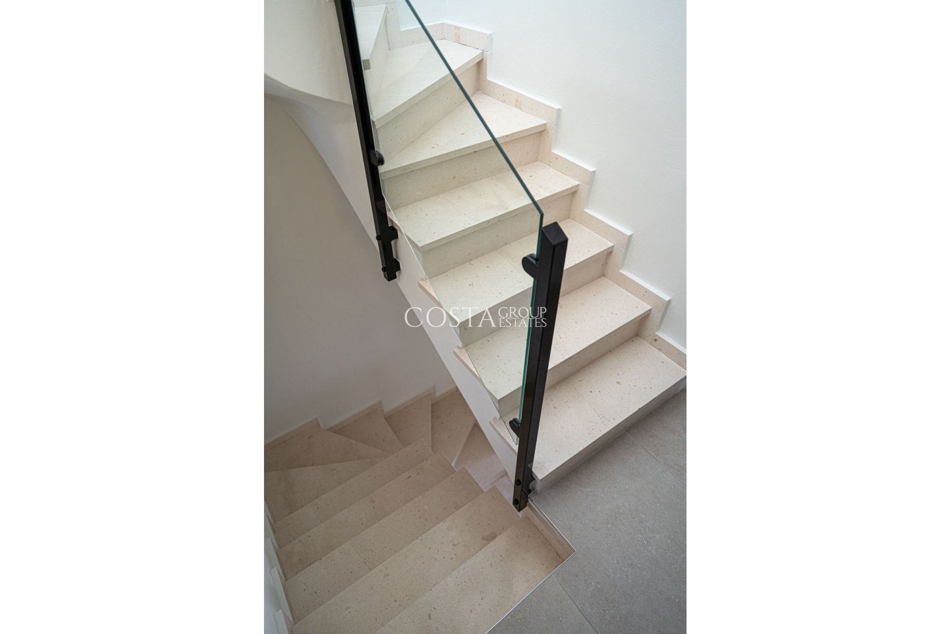 Herverkoop - Villa -
Orihuela Costa - La Florida