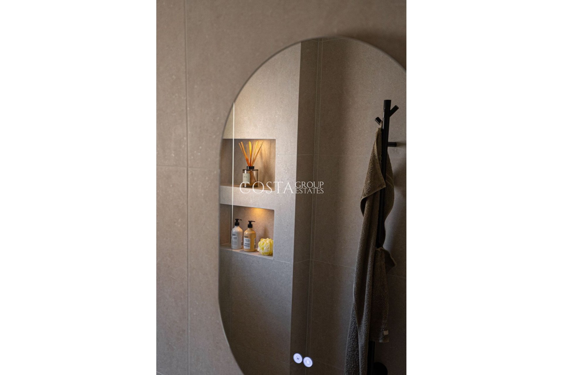 Herverkoop - Villa -
Orihuela Costa - La Florida