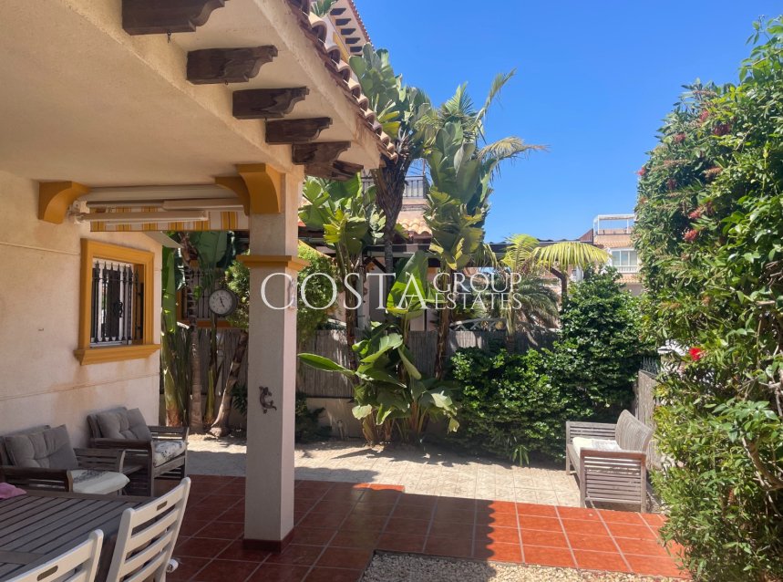 Herverkoop - Villa -
Orihuela Costa - La Regia