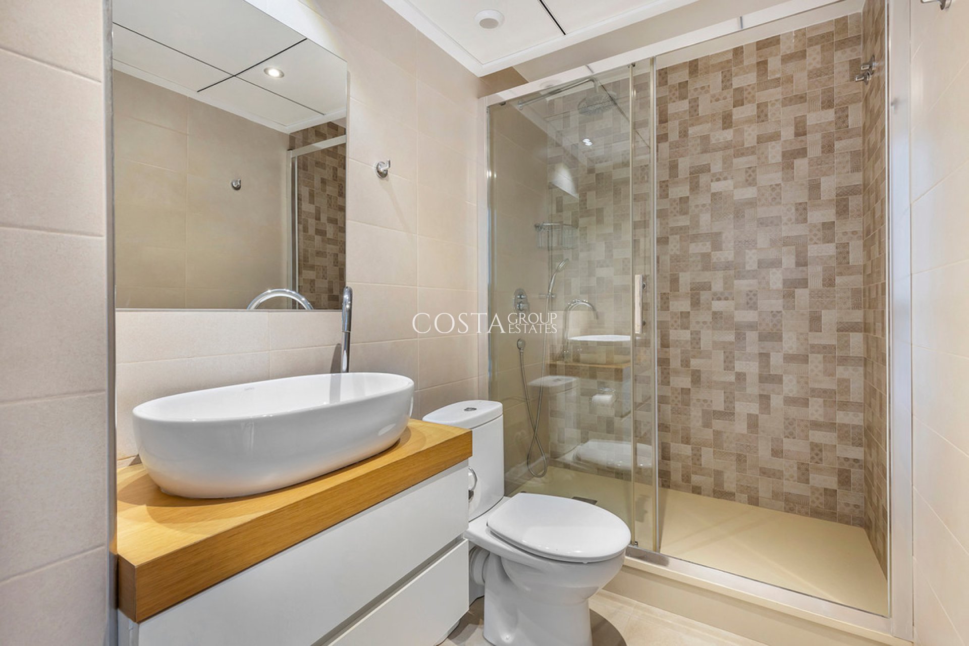 Herverkoop - Villa -
Orihuela Costa - La Zenia