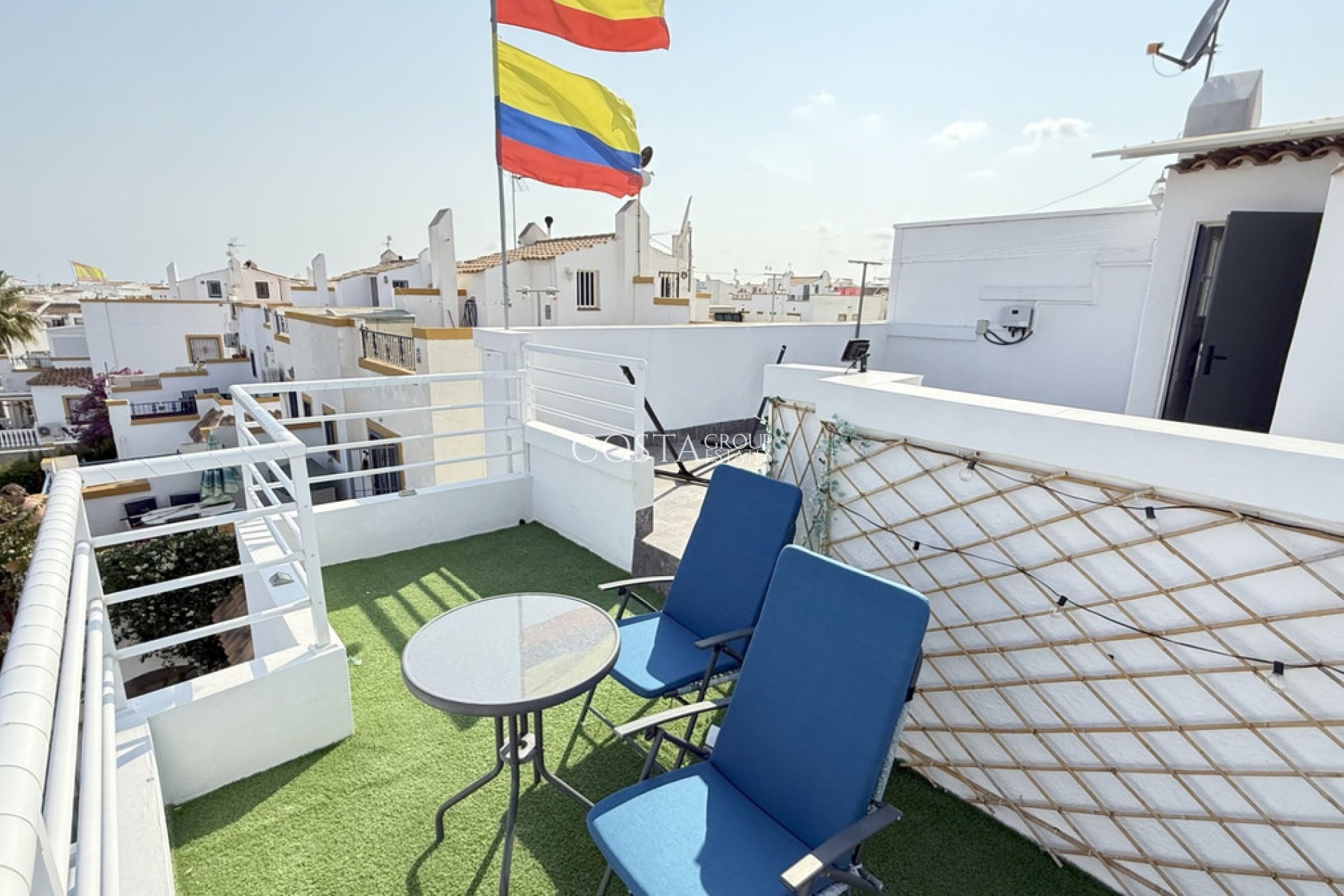 Herverkoop - Villa -
Orihuela Costa - La Zenia