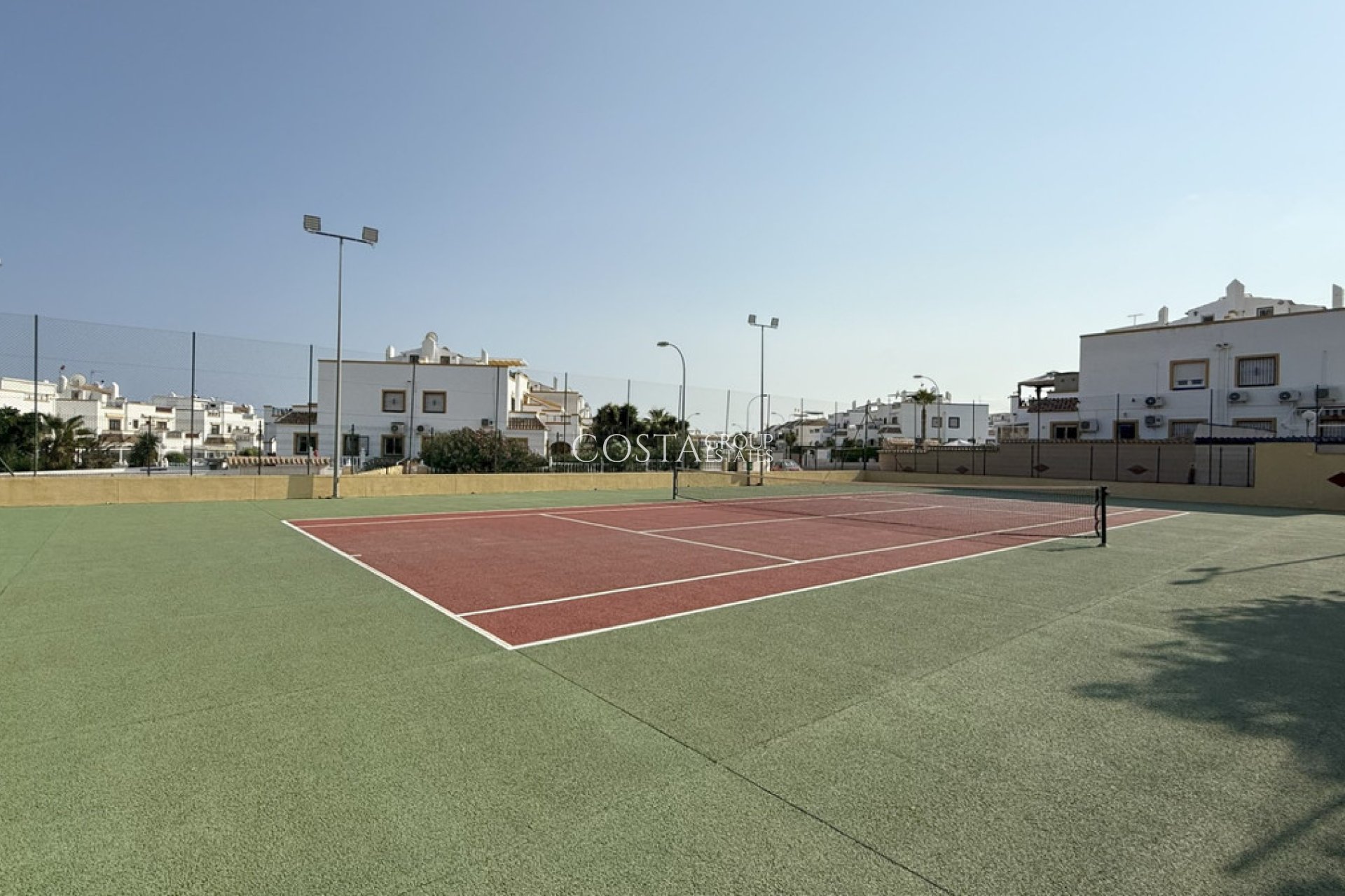 Herverkoop - Villa -
Orihuela Costa - La Zenia