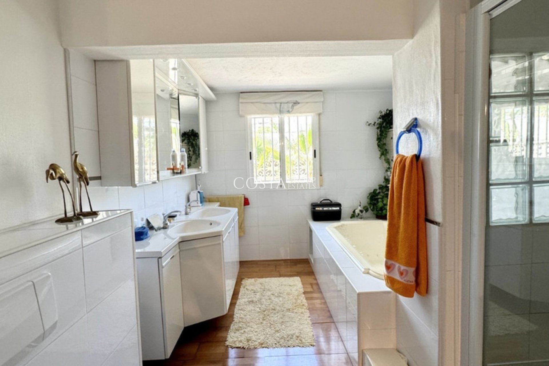 Herverkoop - Villa -
Orihuela Costa - La Zenia