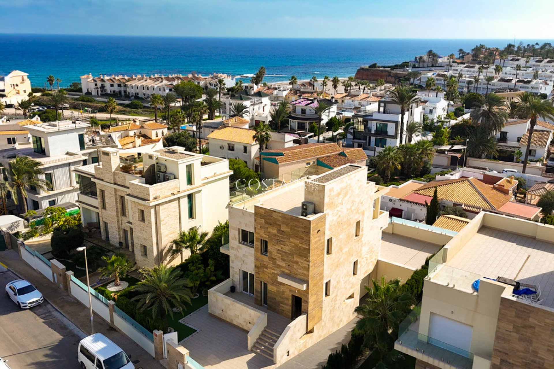 Herverkoop - Villa -
Orihuela Costa - La Zenia