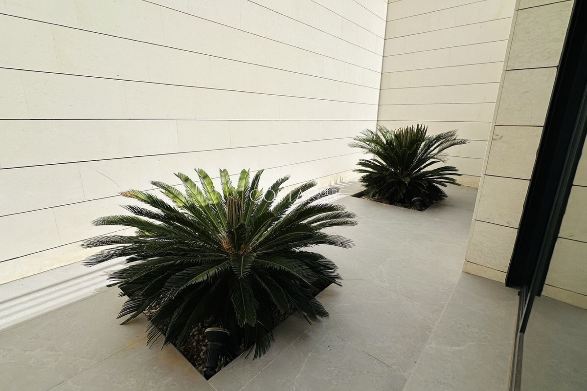 Herverkoop - Villa -
Orihuela Costa - Las Colinas Golf