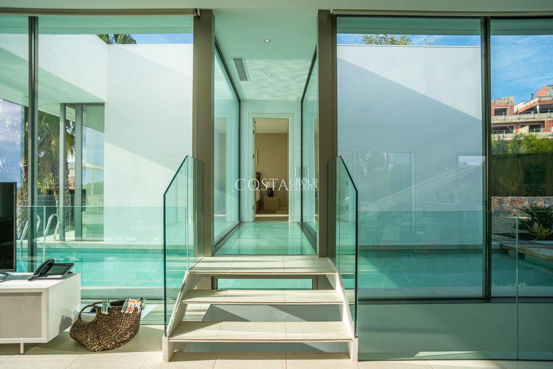 Herverkoop - Villa -
Orihuela Costa - Las Colinas Golf