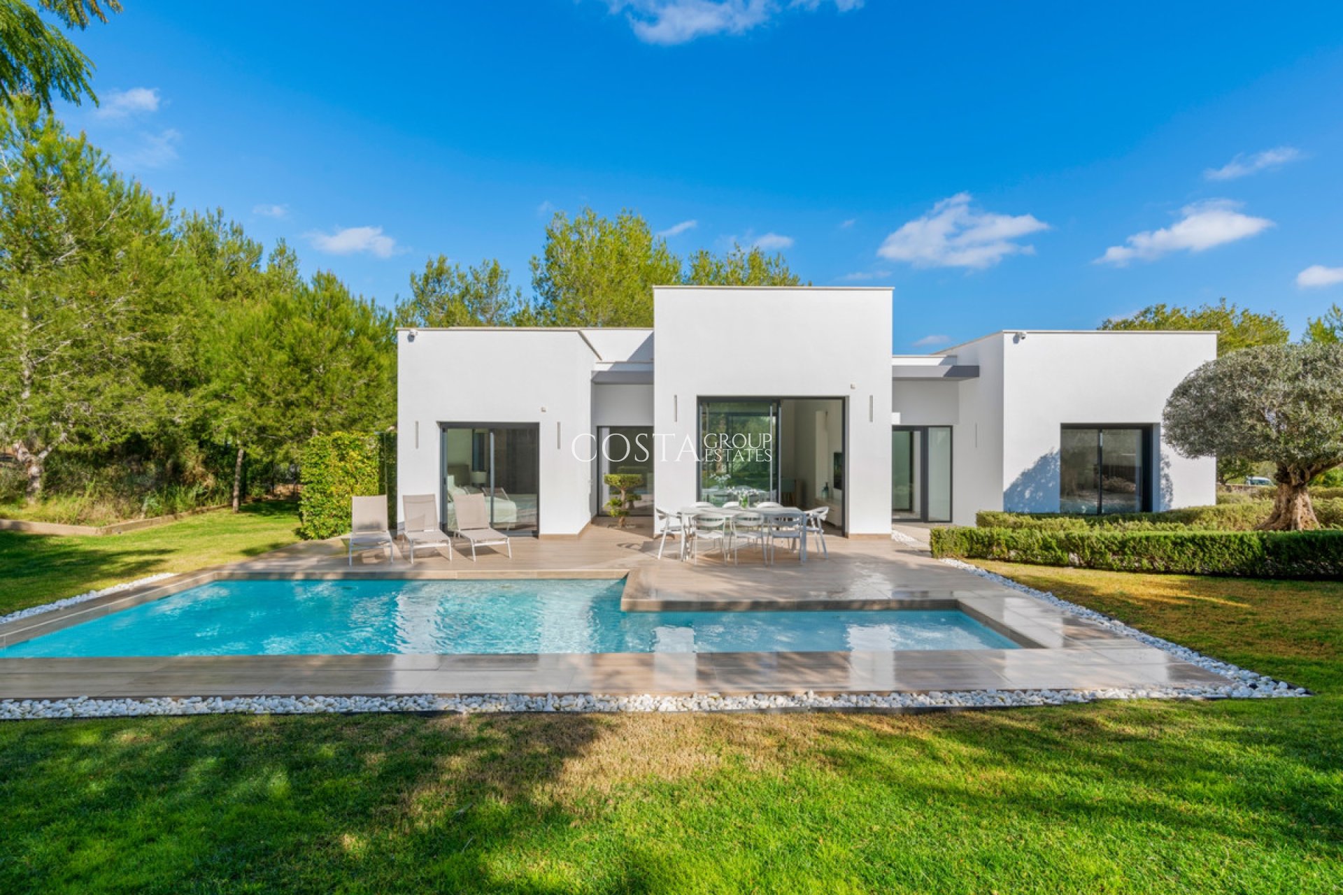 Herverkoop - Villa -
Orihuela Costa - Las Colinas Golf