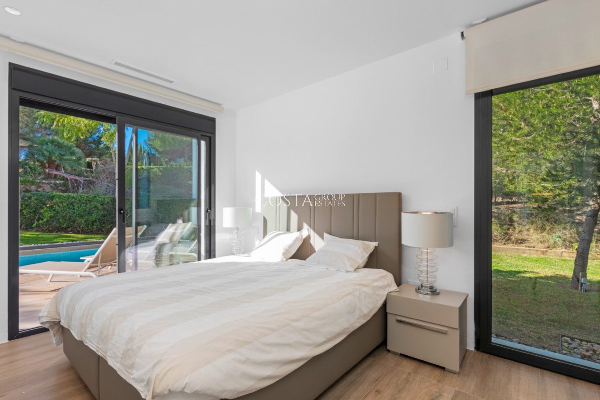 Herverkoop - Villa -
Orihuela Costa - Las Colinas Golf