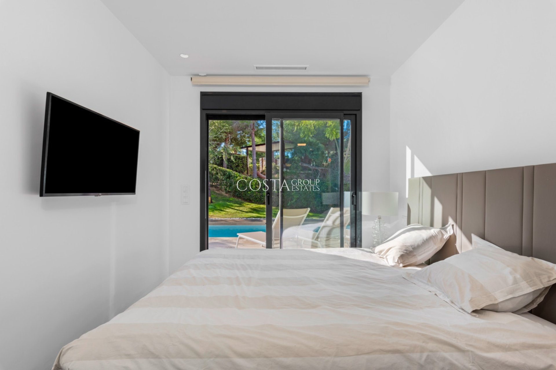 Herverkoop - Villa -
Orihuela Costa - Las Colinas Golf