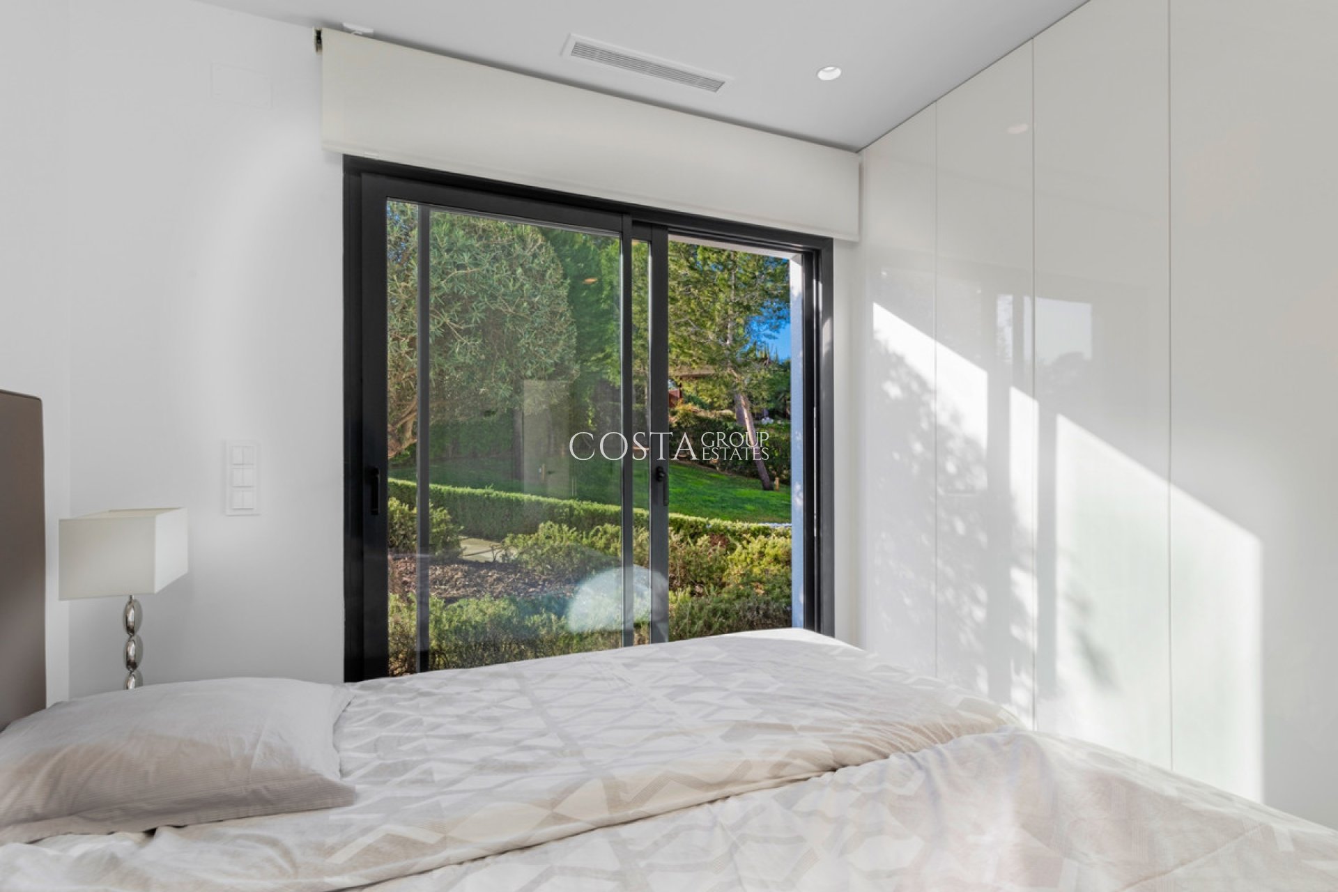 Herverkoop - Villa -
Orihuela Costa - Las Colinas Golf