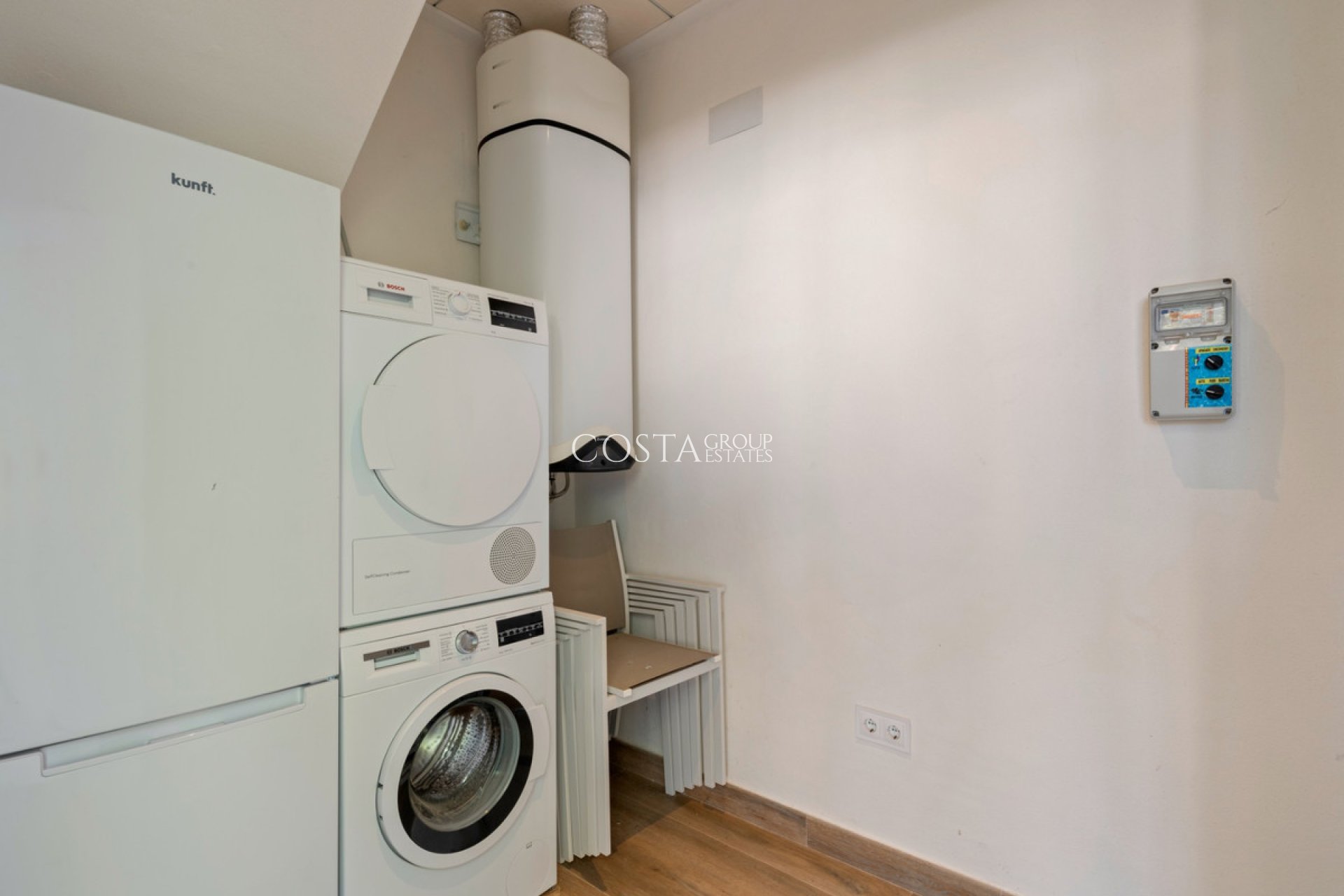 Herverkoop - Villa -
Orihuela Costa - Las Colinas Golf