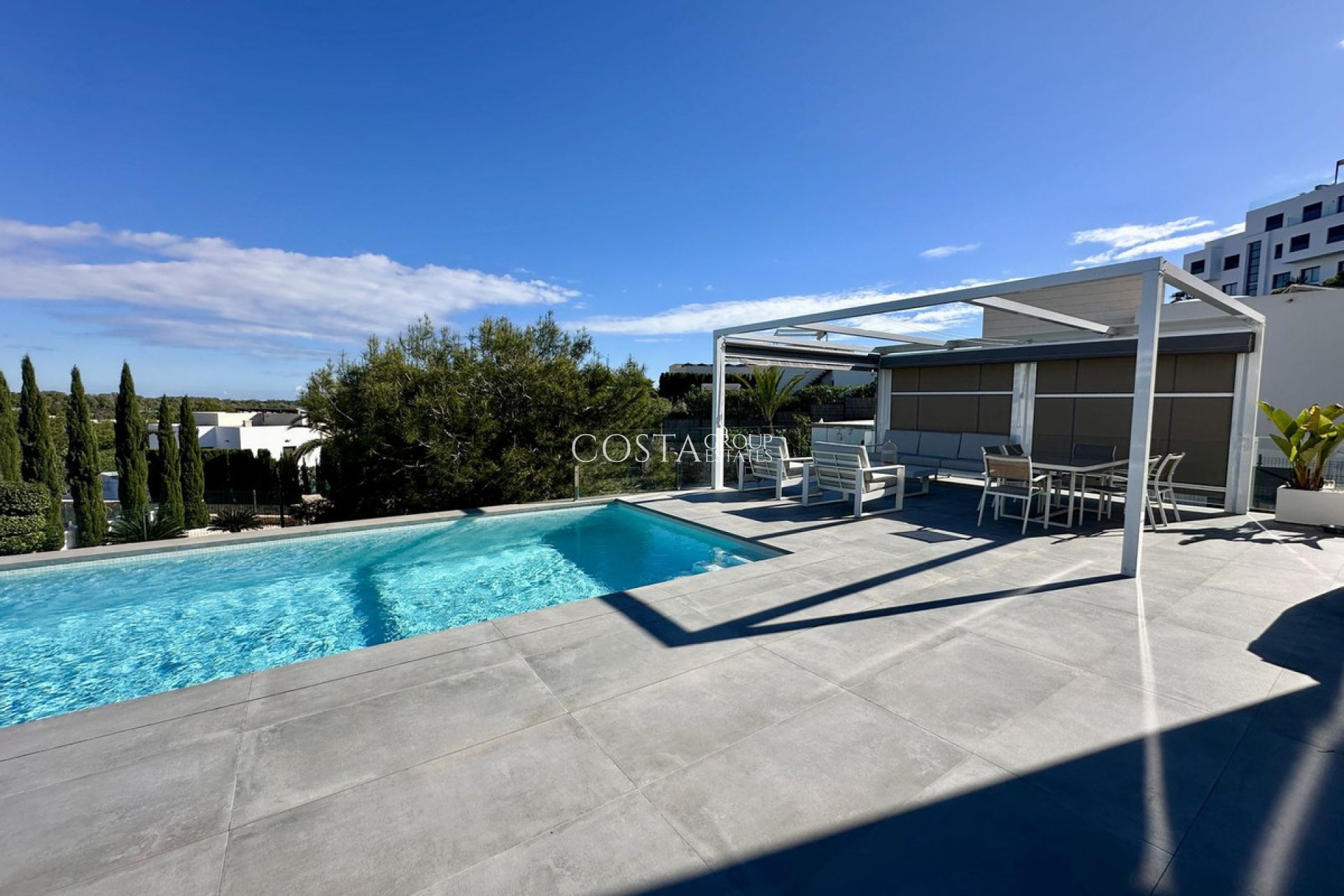 Herverkoop - Villa -
Orihuela Costa - Las Colinas Golf