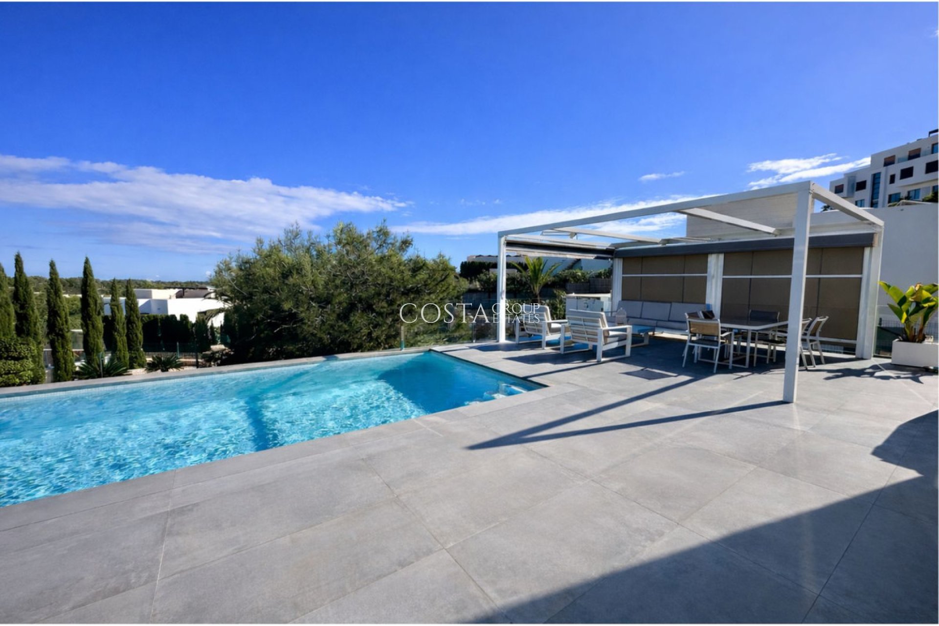 Herverkoop - Villa -
Orihuela Costa - Las Colinas Golf