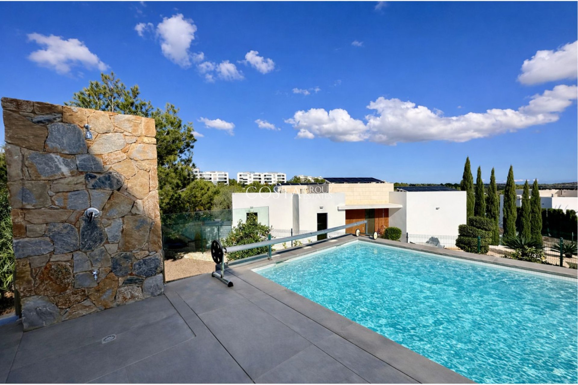 Herverkoop - Villa -
Orihuela Costa - Las Colinas Golf