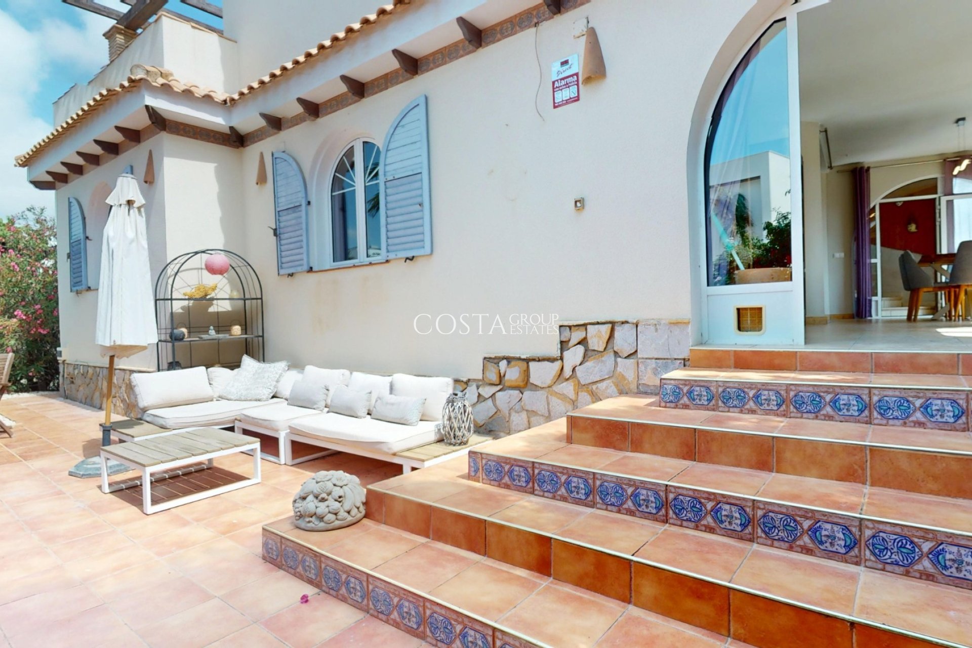 Herverkoop - Villa -
Orihuela Costa - Las Filipinas
