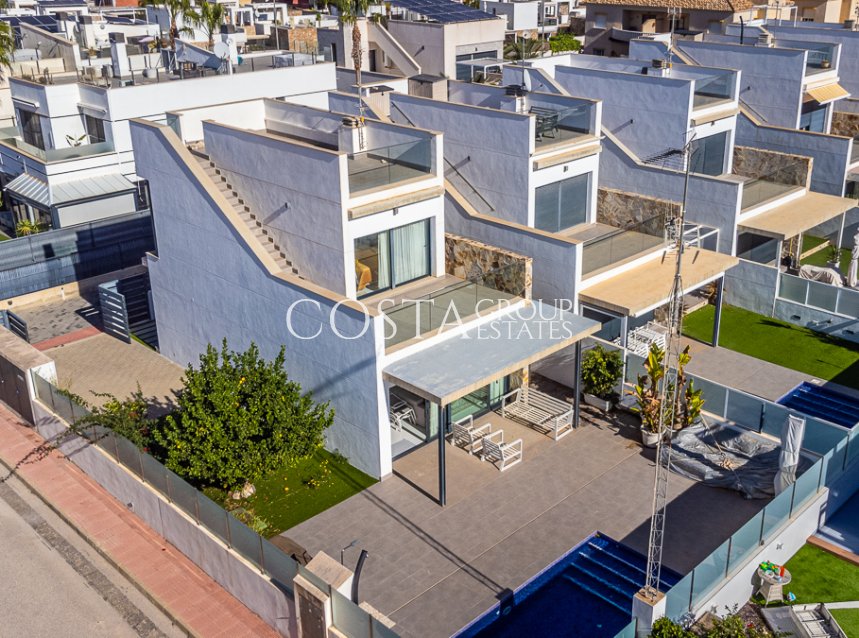 Herverkoop - Villa -
Orihuela Costa - Lomas De Cabo Roig