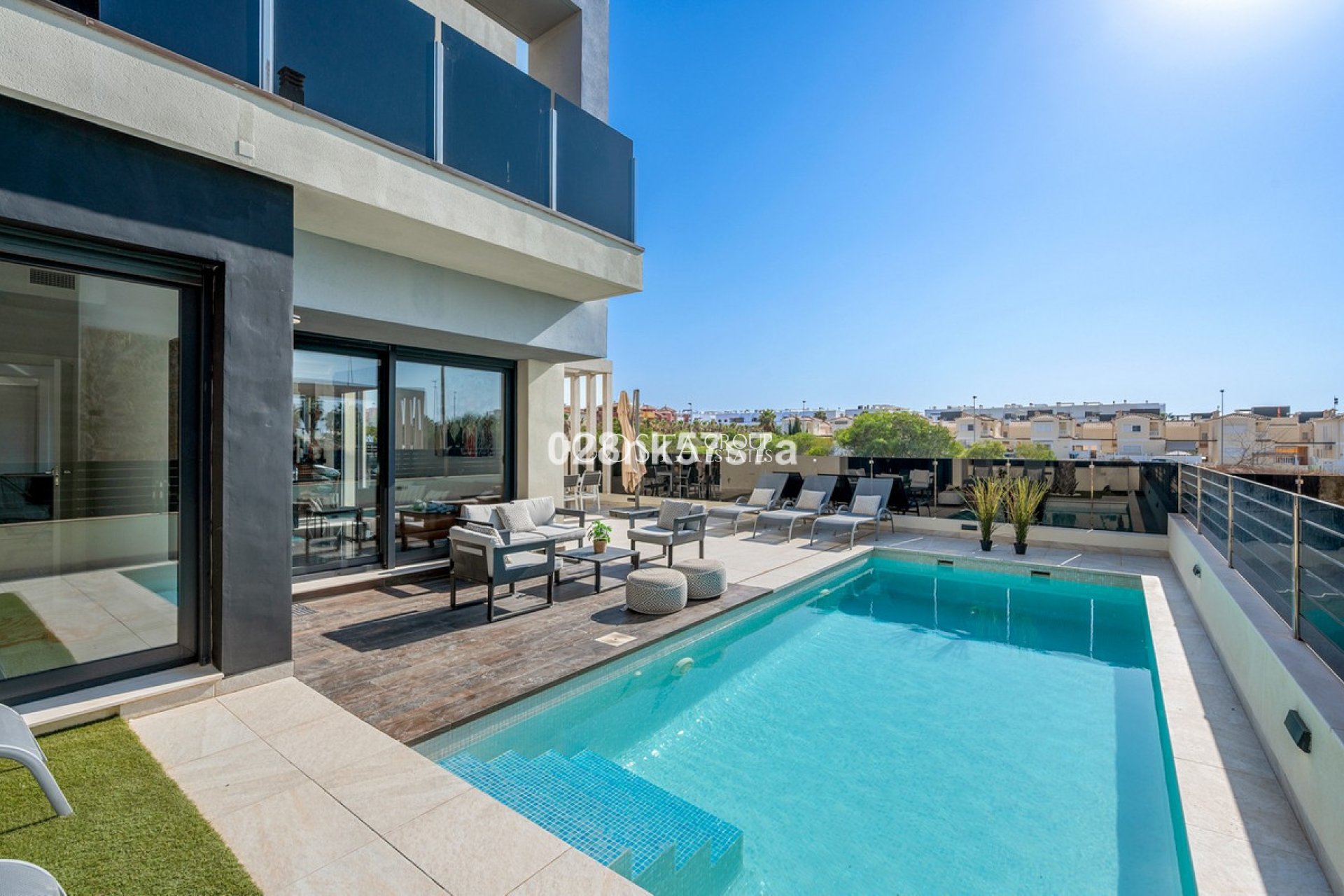 Herverkoop - Villa -
Orihuela Costa - Lomas de Cabo Roig