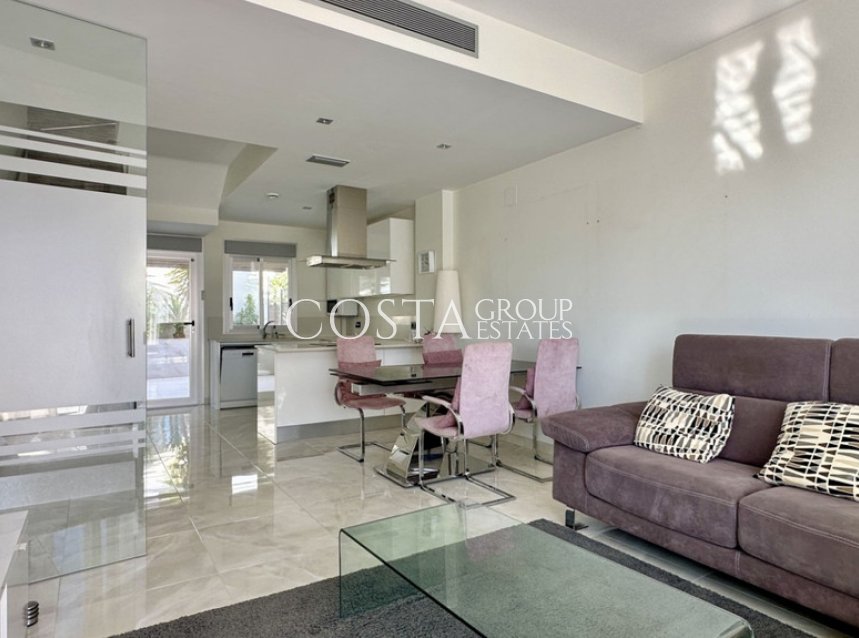 Herverkoop - Villa -
Orihuela Costa - Lomas de Cabo Roig