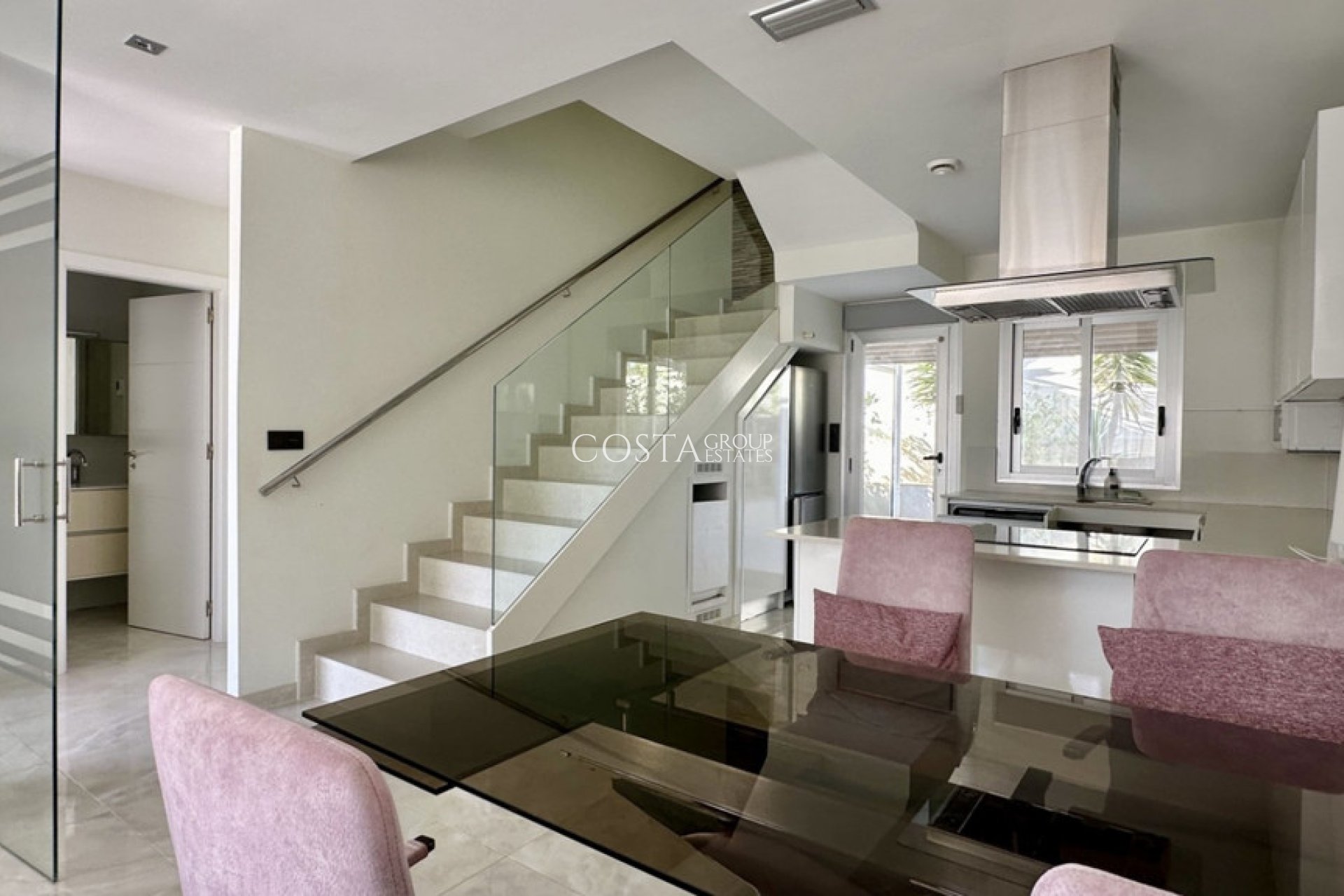 Herverkoop - Villa -
Orihuela Costa - Lomas de Cabo Roig