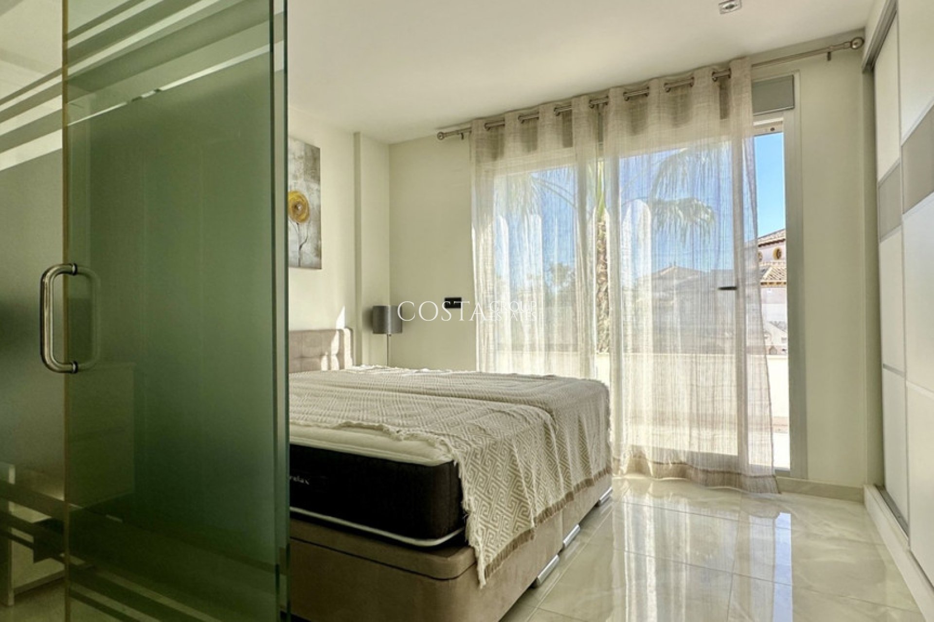 Herverkoop - Villa -
Orihuela Costa - Lomas de Cabo Roig