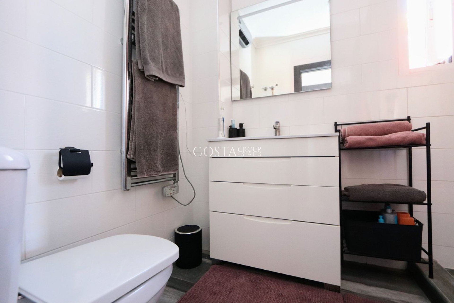 Herverkoop - Villa -
Orihuela Costa - Lomas de Cabo Roig