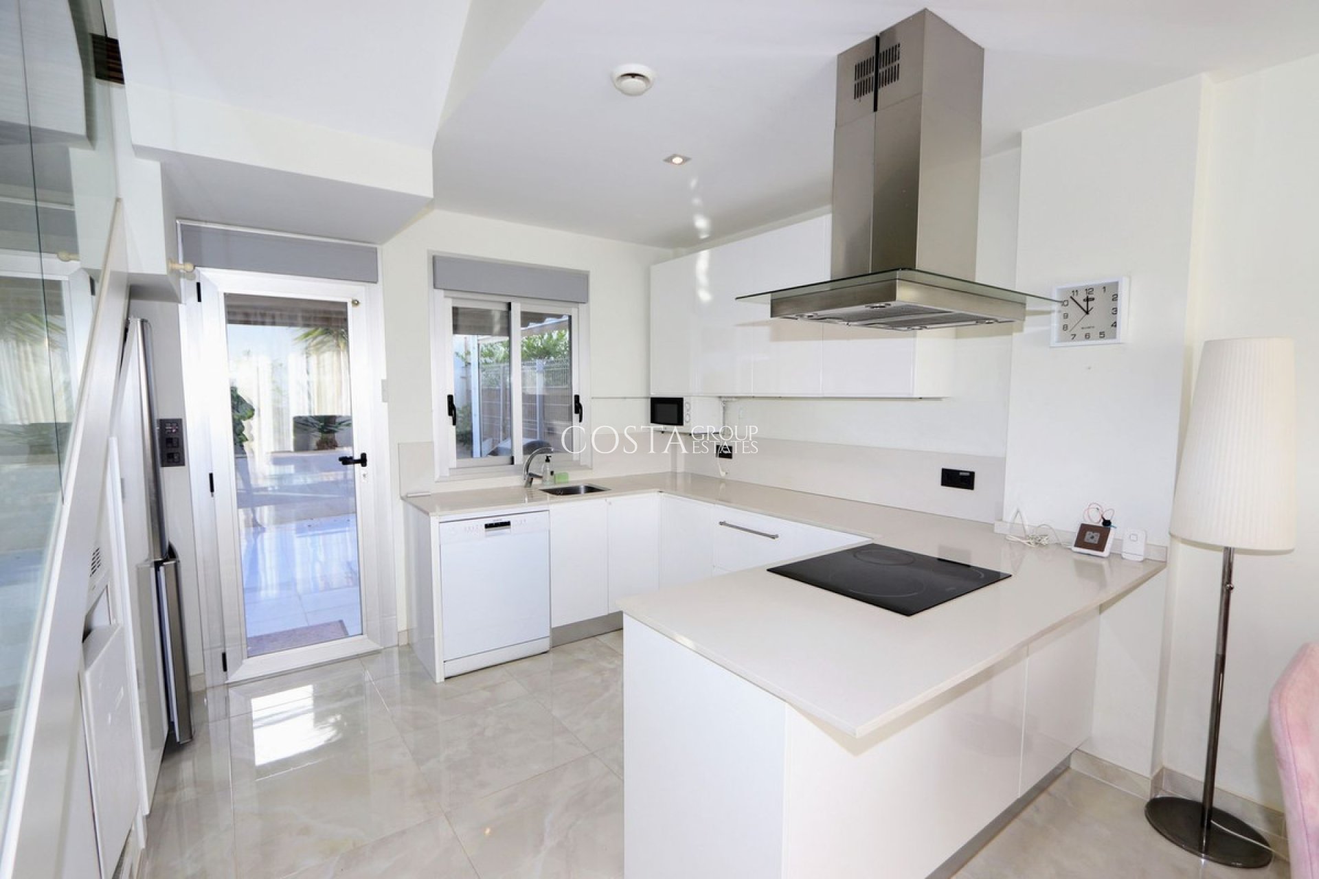 Herverkoop - Villa -
Orihuela Costa - Lomas de Cabo Roig